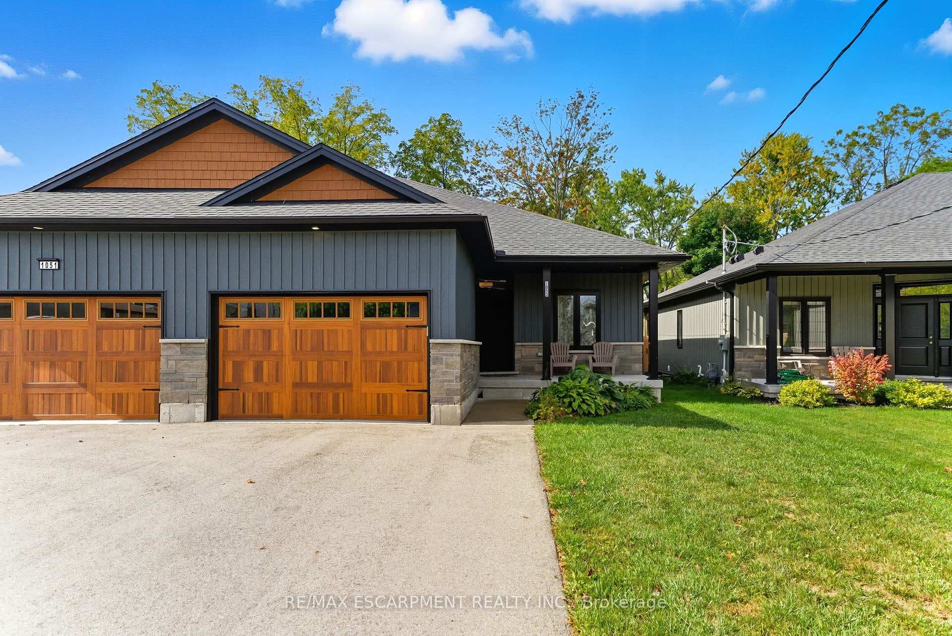 1053 Bay Street photo 14