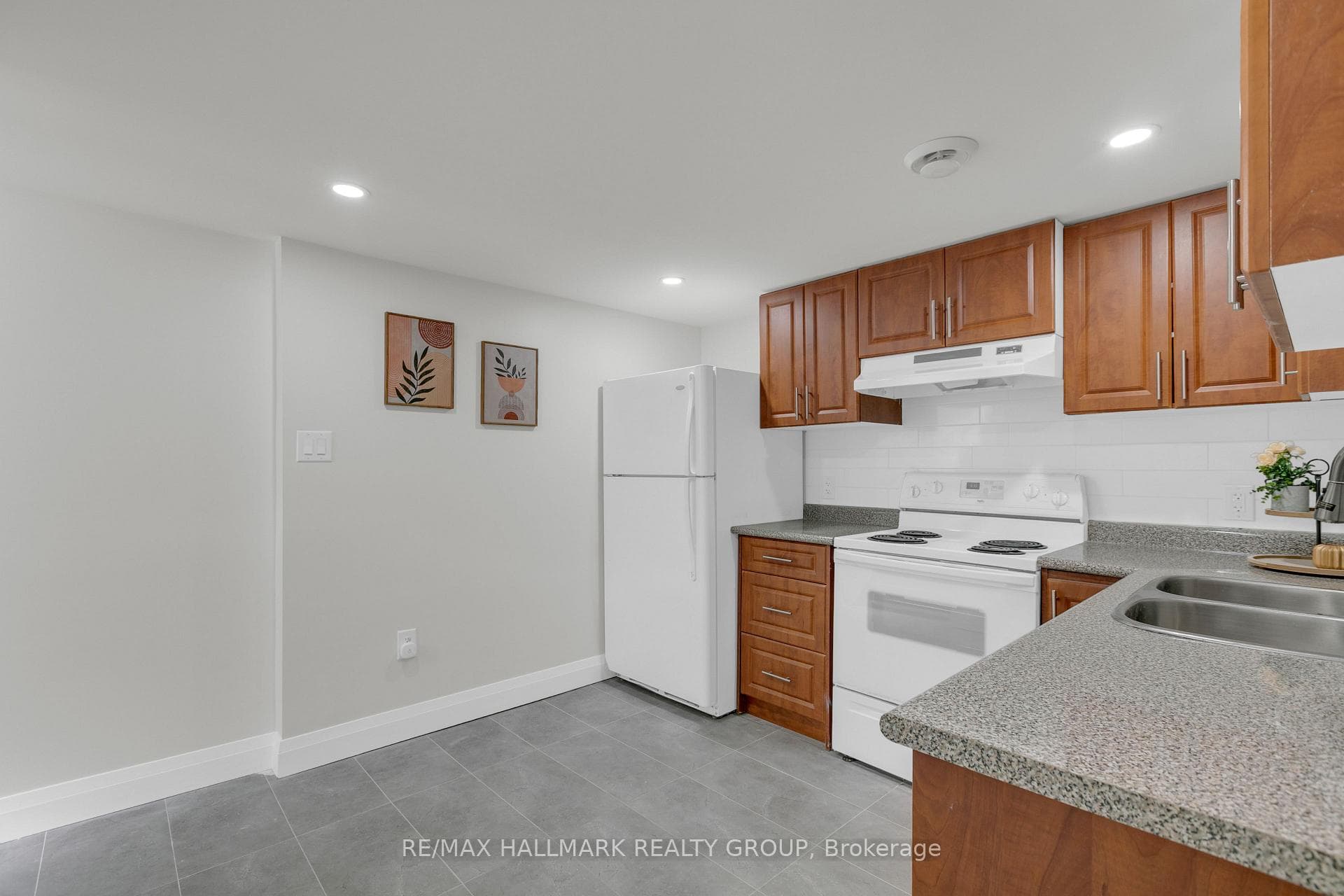3336 Kodiak Street photo 20
