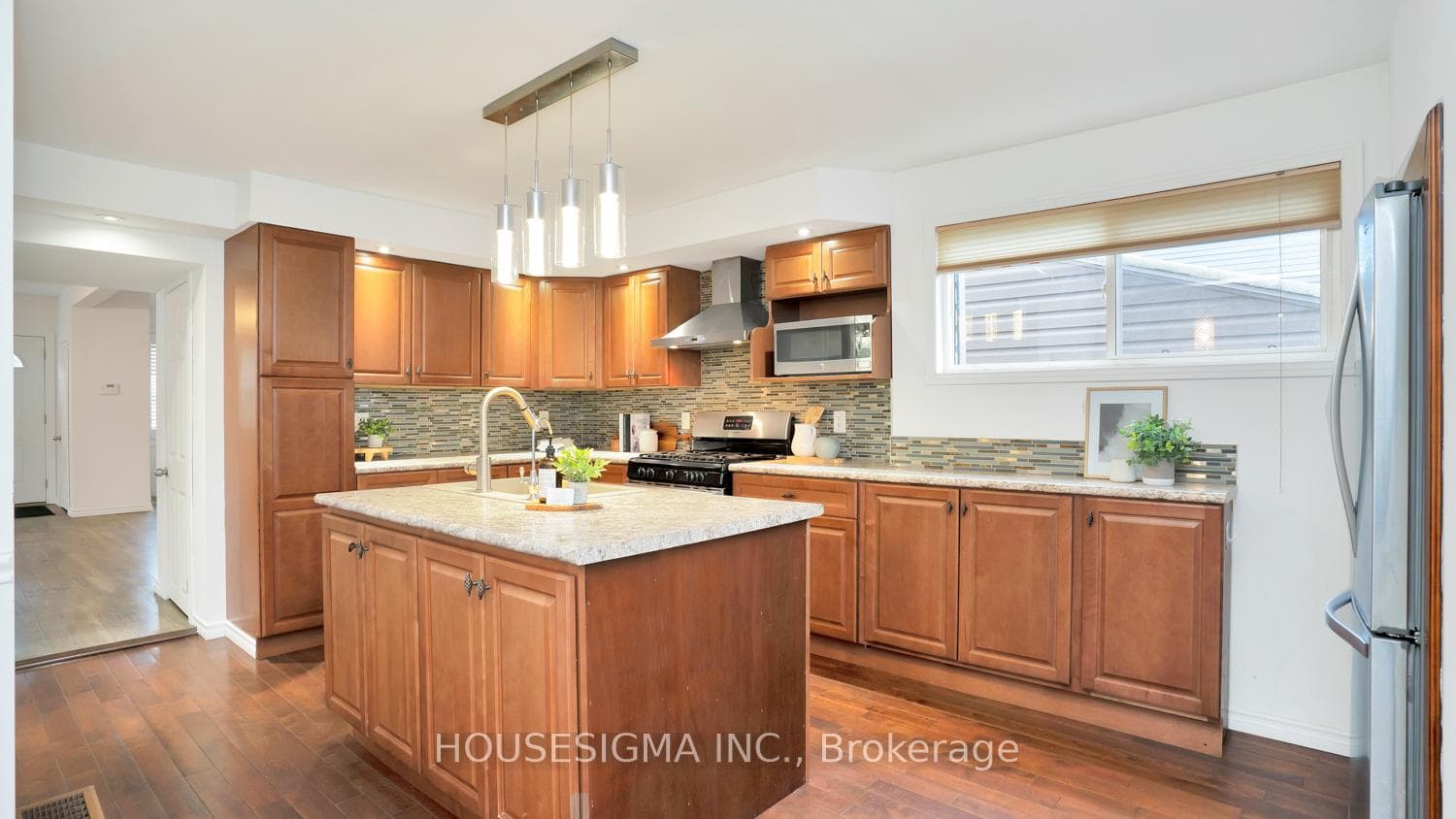 38 Glenwood Avenue photo 14