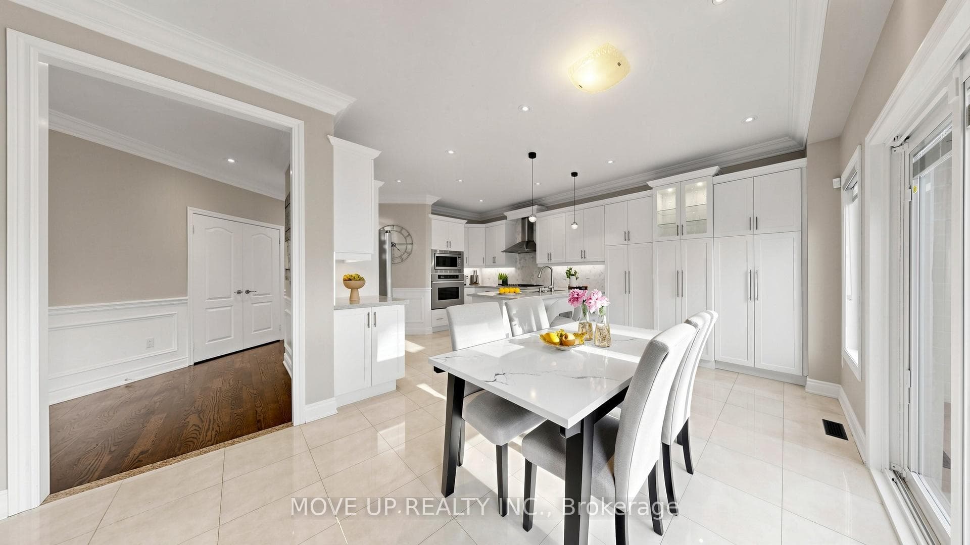 89 Chagall Drive photo 19