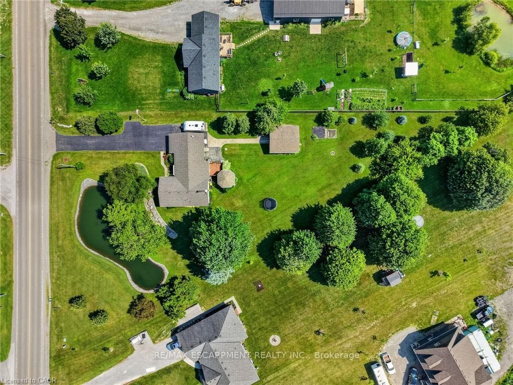 952 Robinson Road photo 37