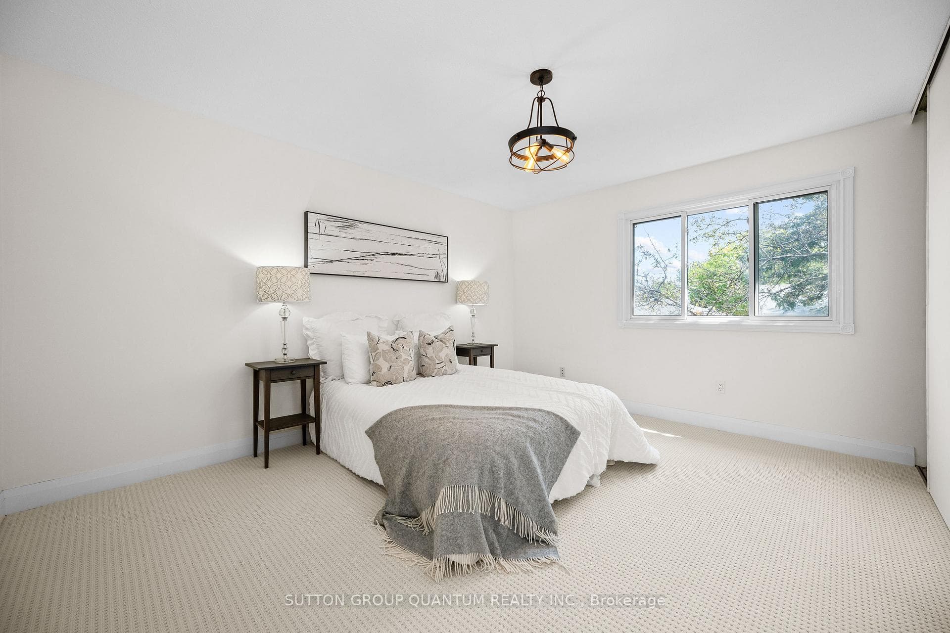 1144 Jamesway Boulevard photo 16