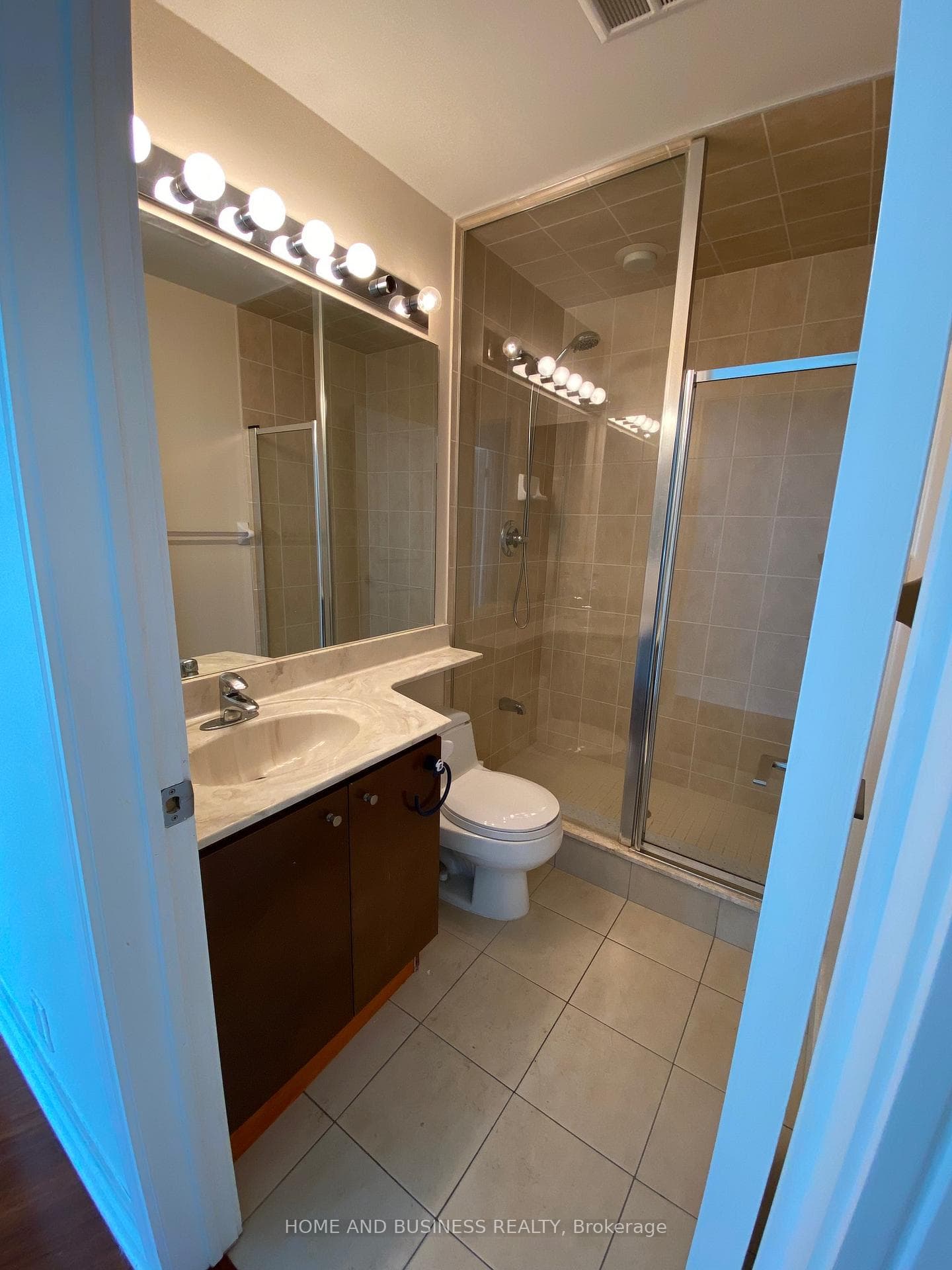 70 Absolute Avenue Unit 2505 photo 11