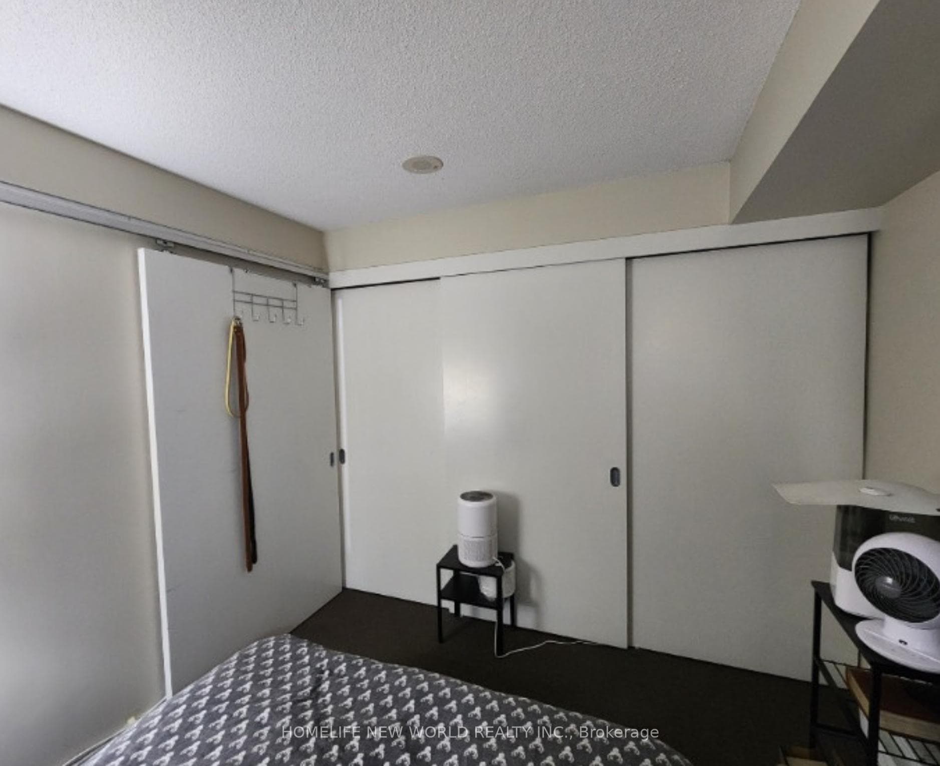 126 Simcoe Street Unit 501 photo 6