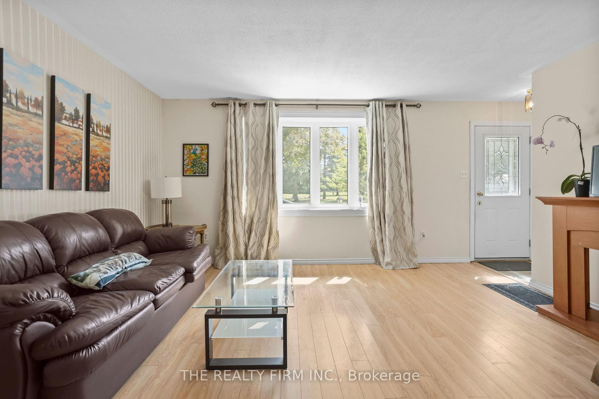 681 Ladybrook Crescent photo 10