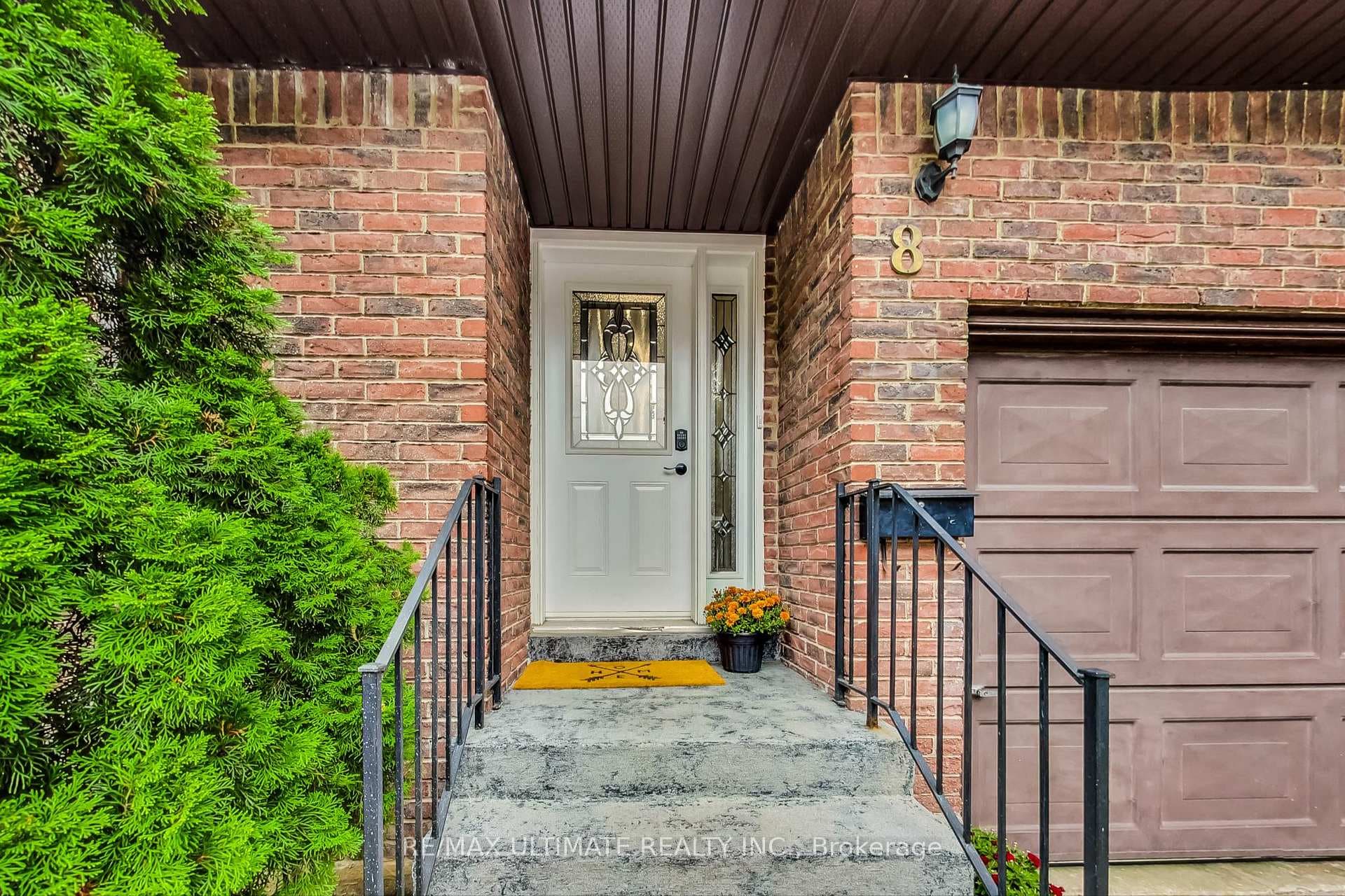 8 Markburn Court photo 33