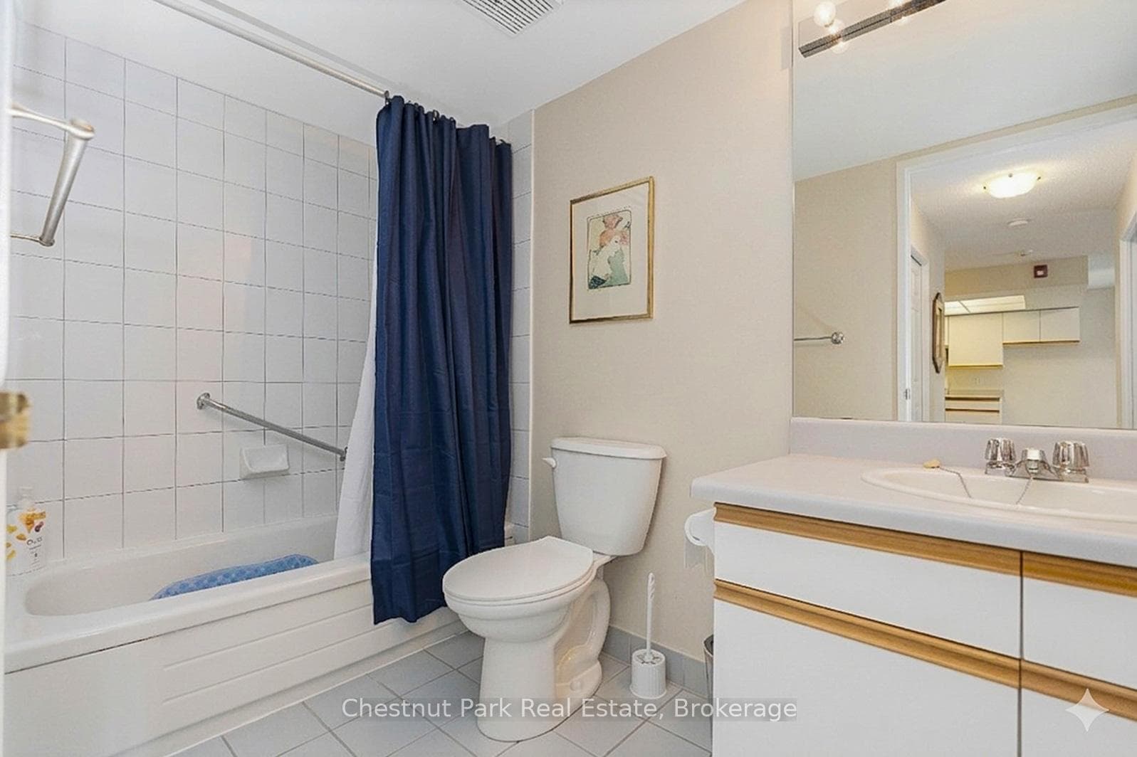 Condo amenities guest suite