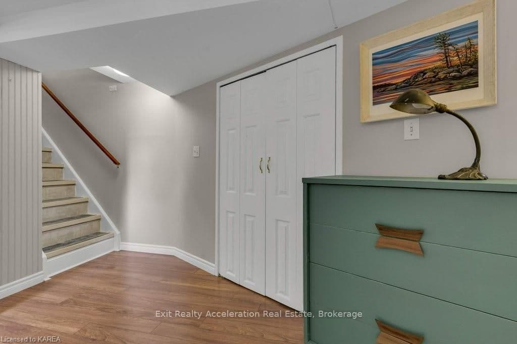 35 HUFF Avenue photo 32