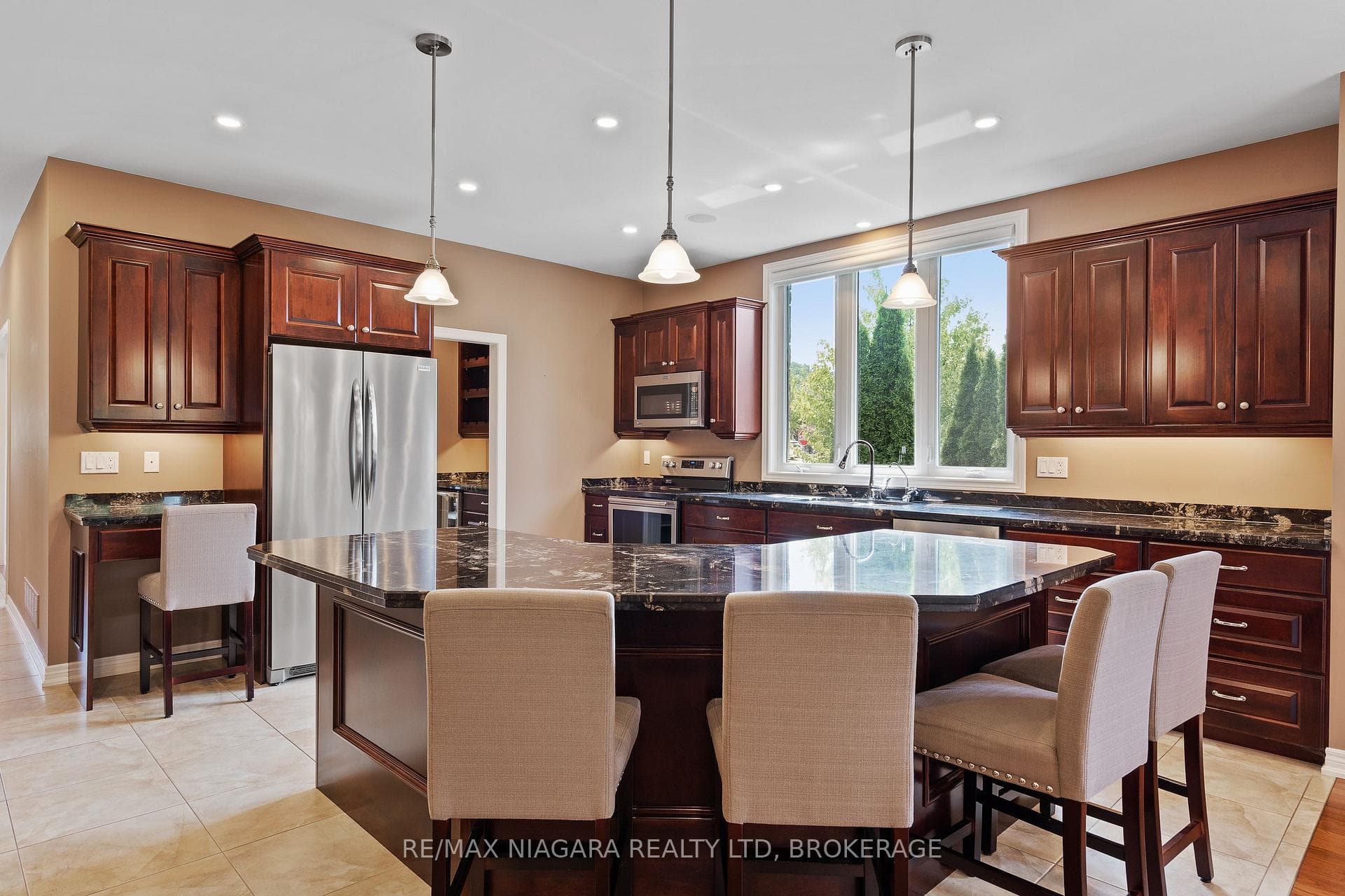 Large kitchen