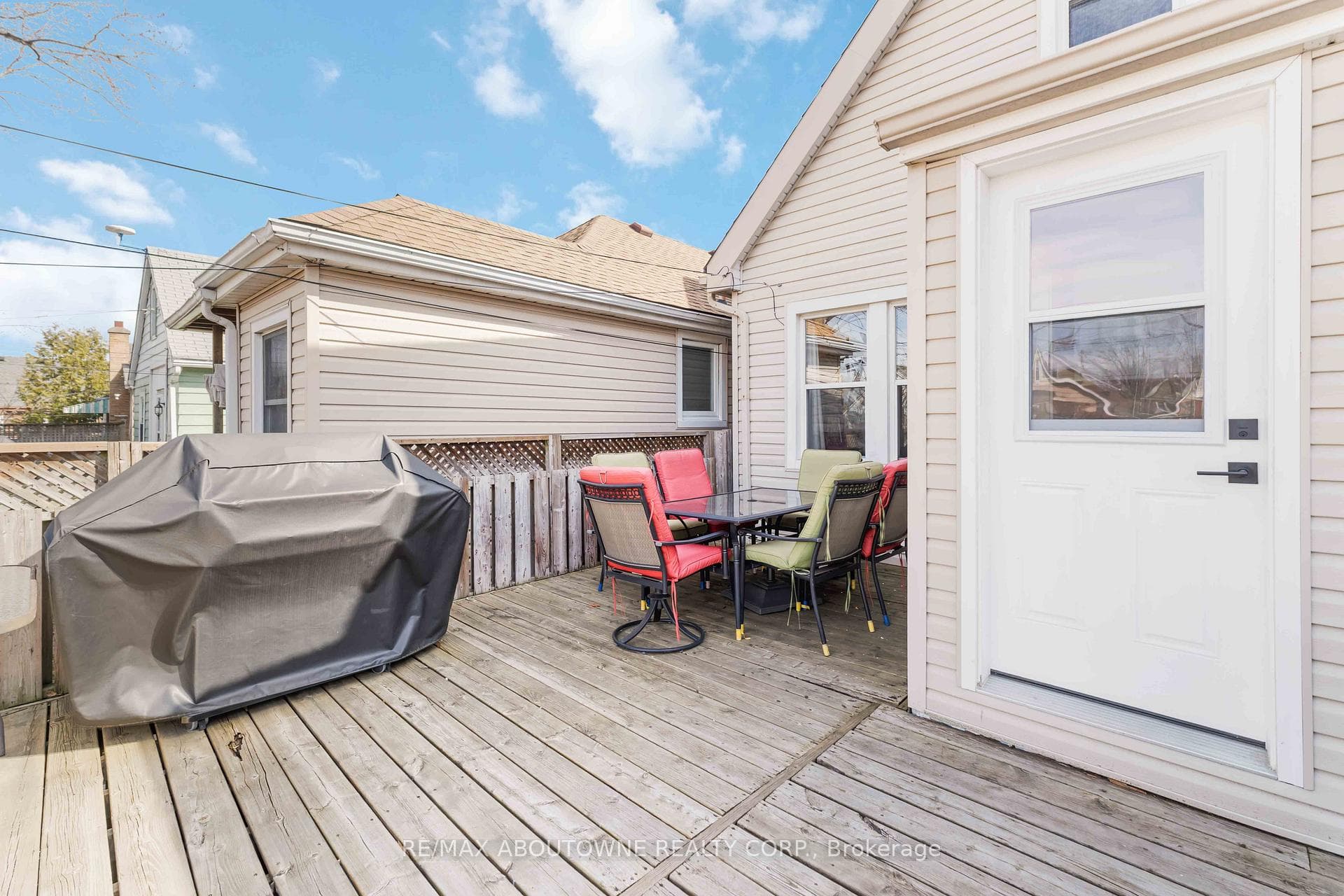 54 Weir Street photo 33
