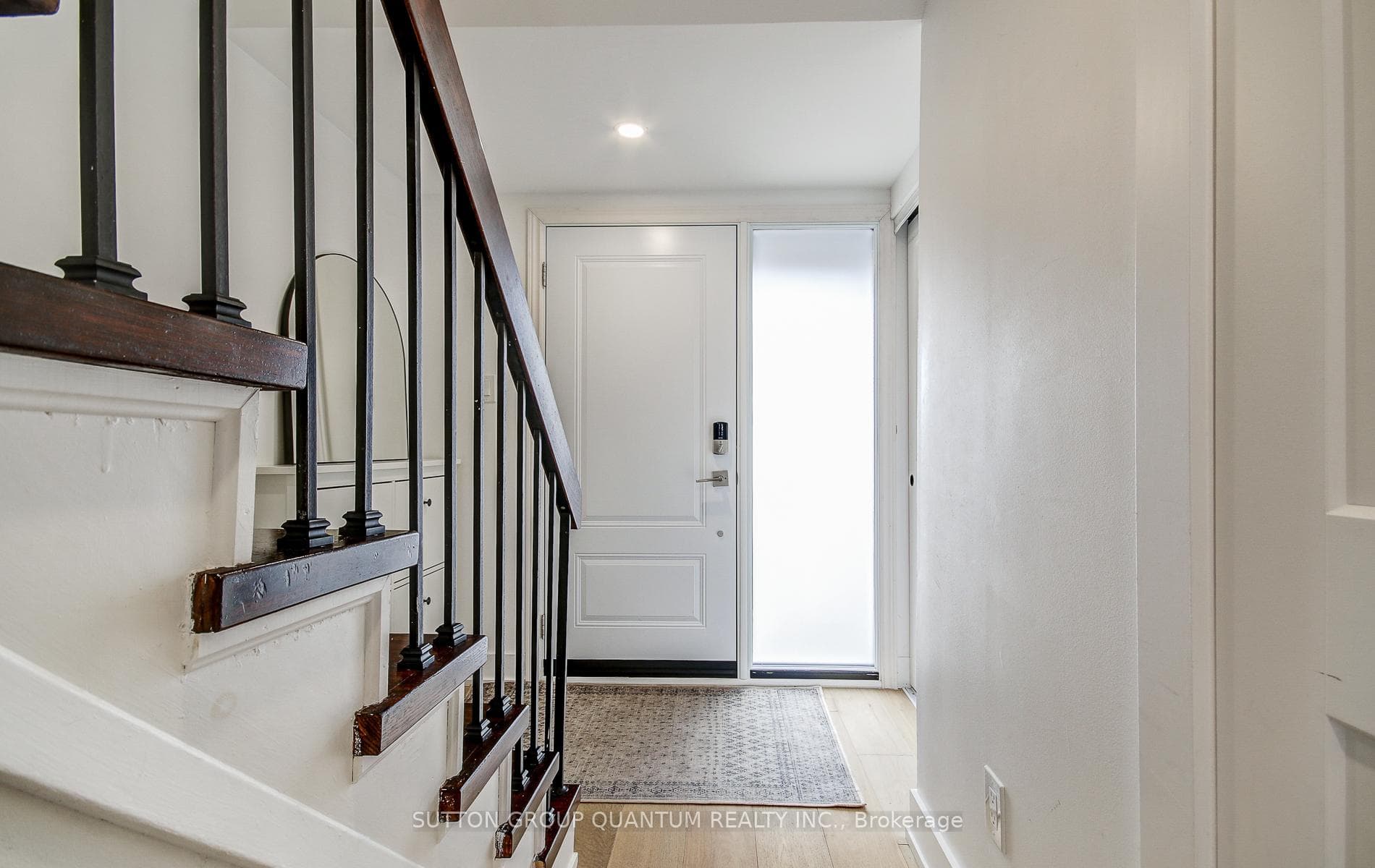 20 Mineola Road Unit 72 photo 3