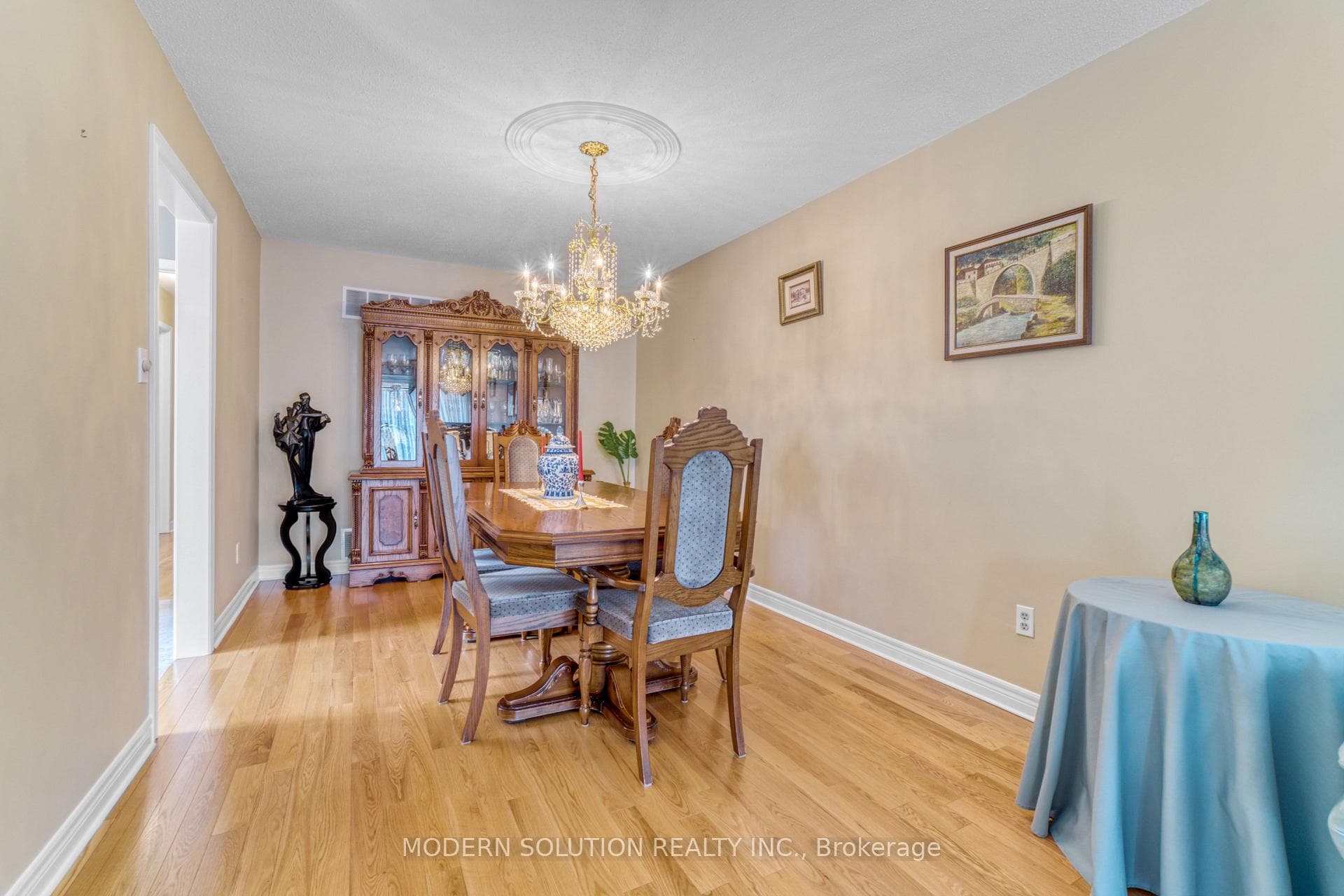 1662 Warren Drive photo 13