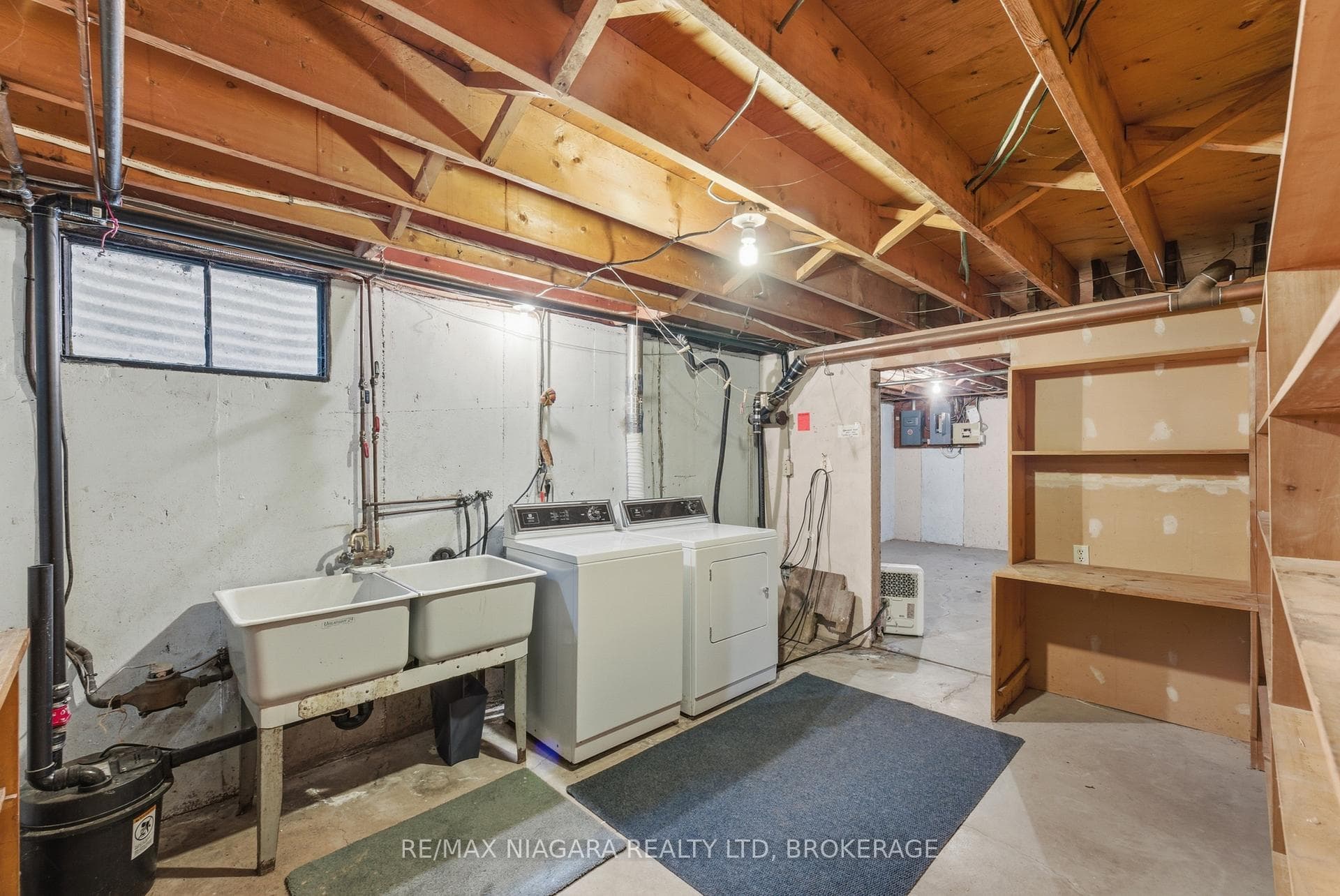 61 Melrose Drive photo 23
