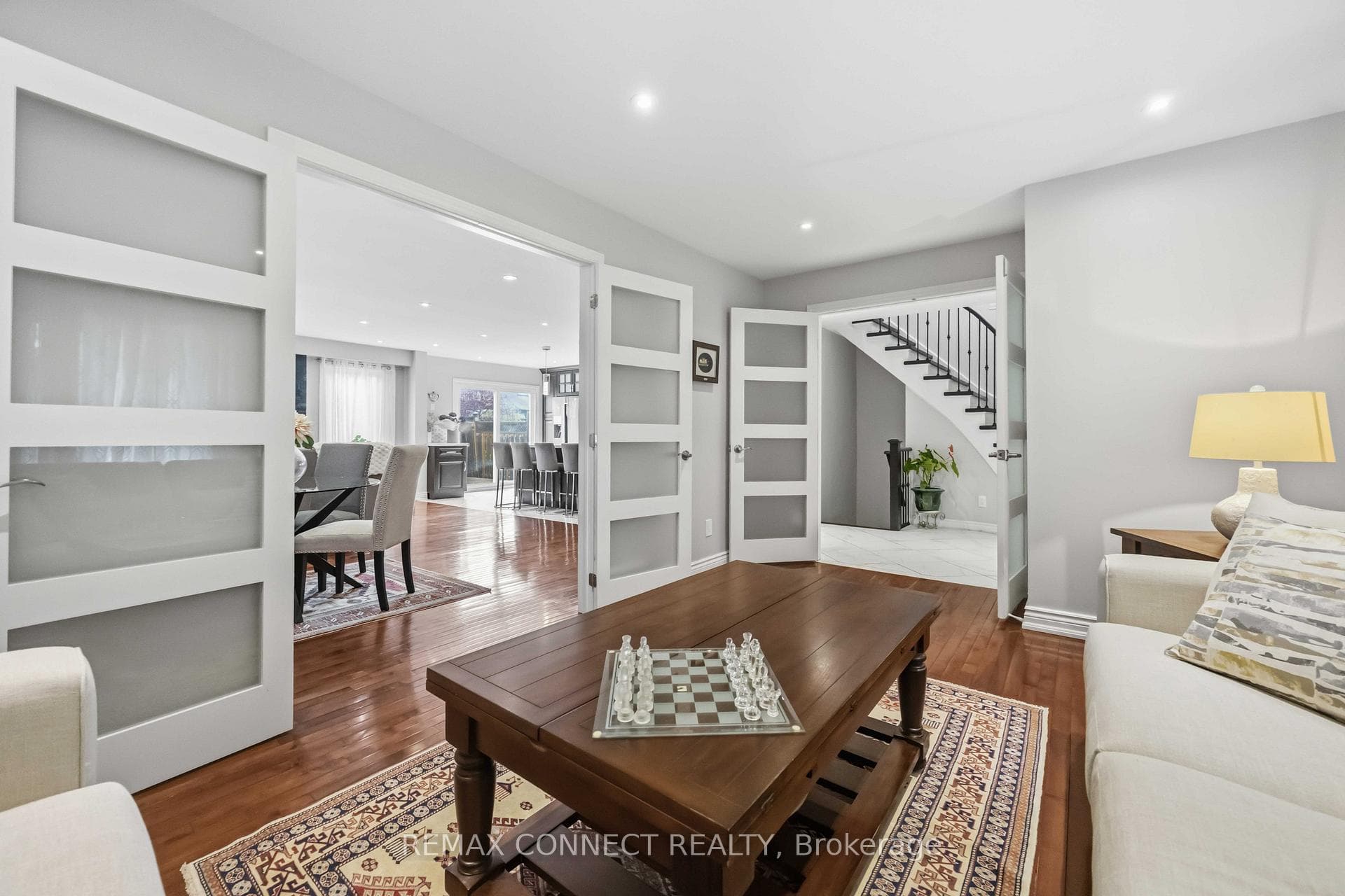 1706 Woodside Lane photo 5