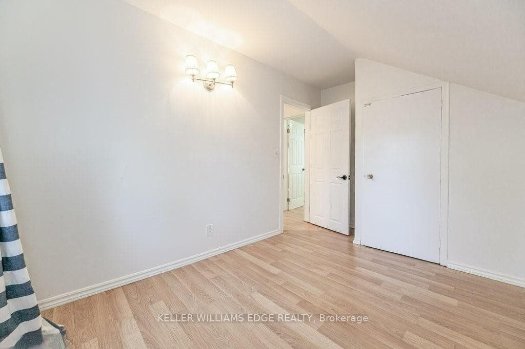 6260 Guelph Line photo 27