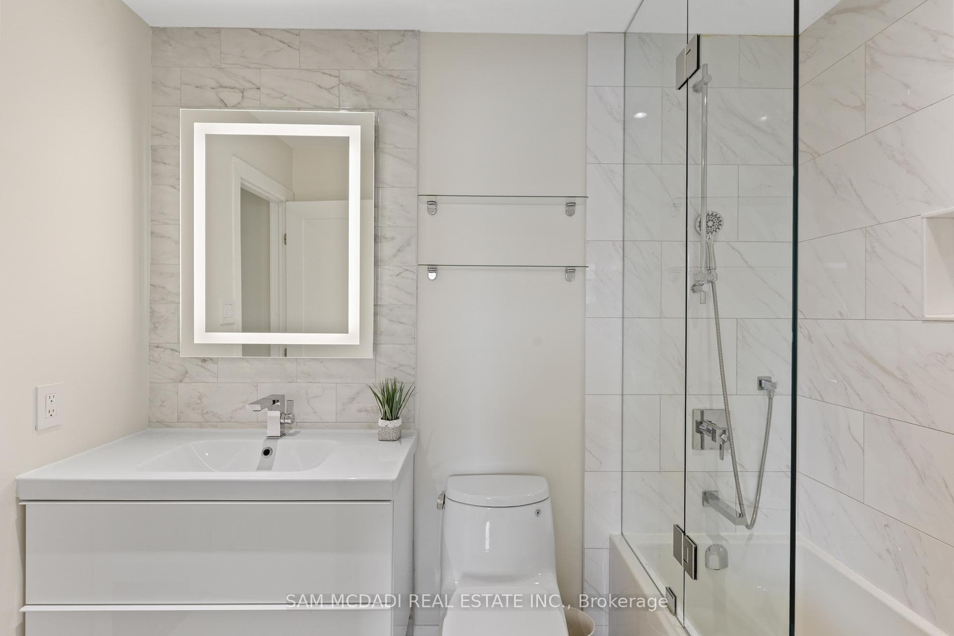 1541 Cuthbert Avenue photo 29