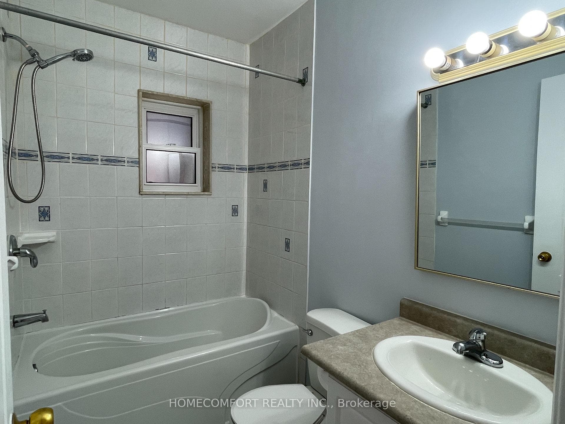 83 Hounslow Heath Road Unit Main photo 9