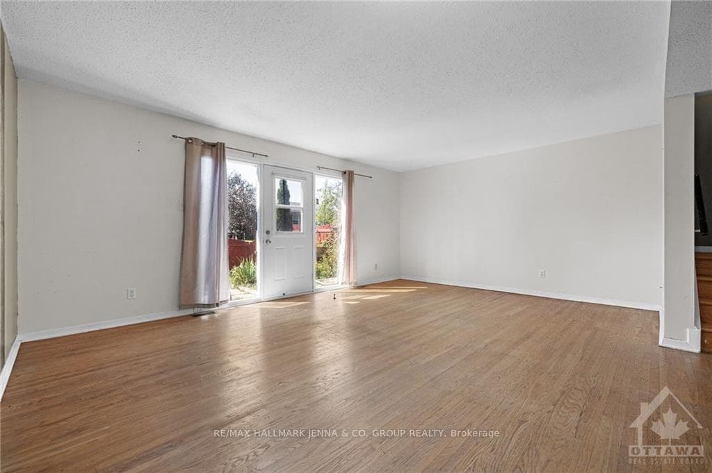 1326 CORNELL Street photo 11