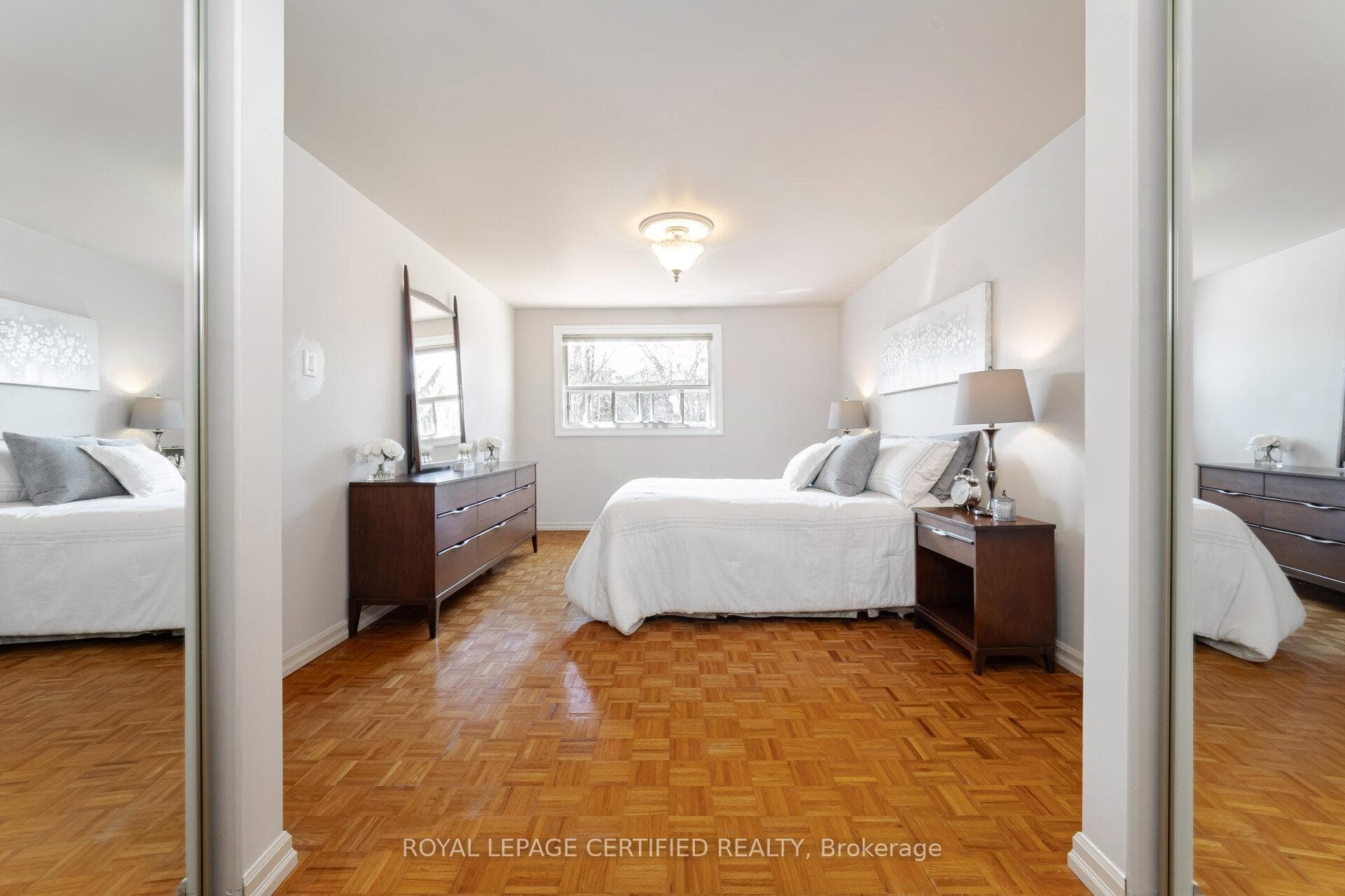 12 Grovetree Place photo 20