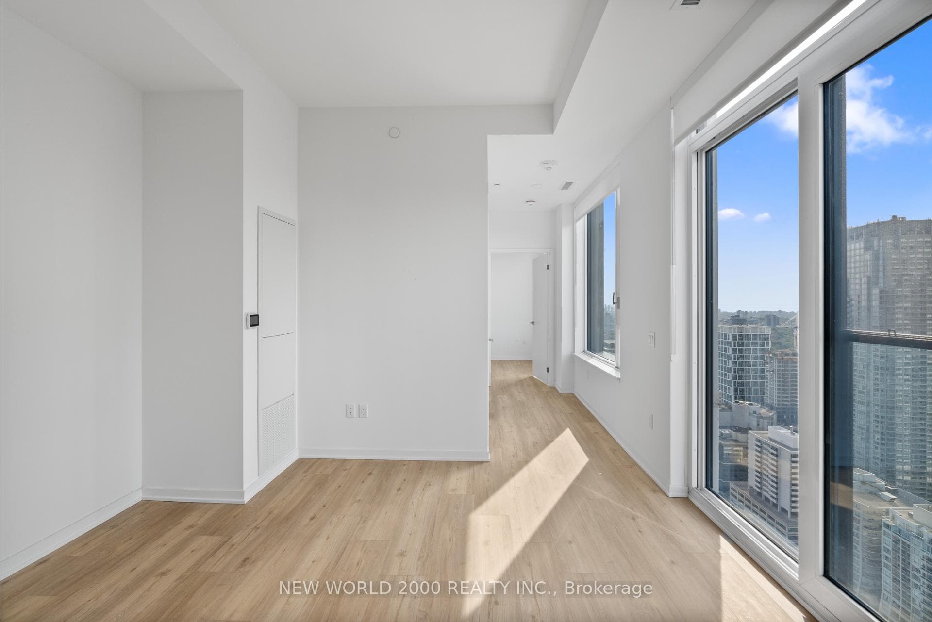 101 Roehampton Avenue Unit 3610 photo 14