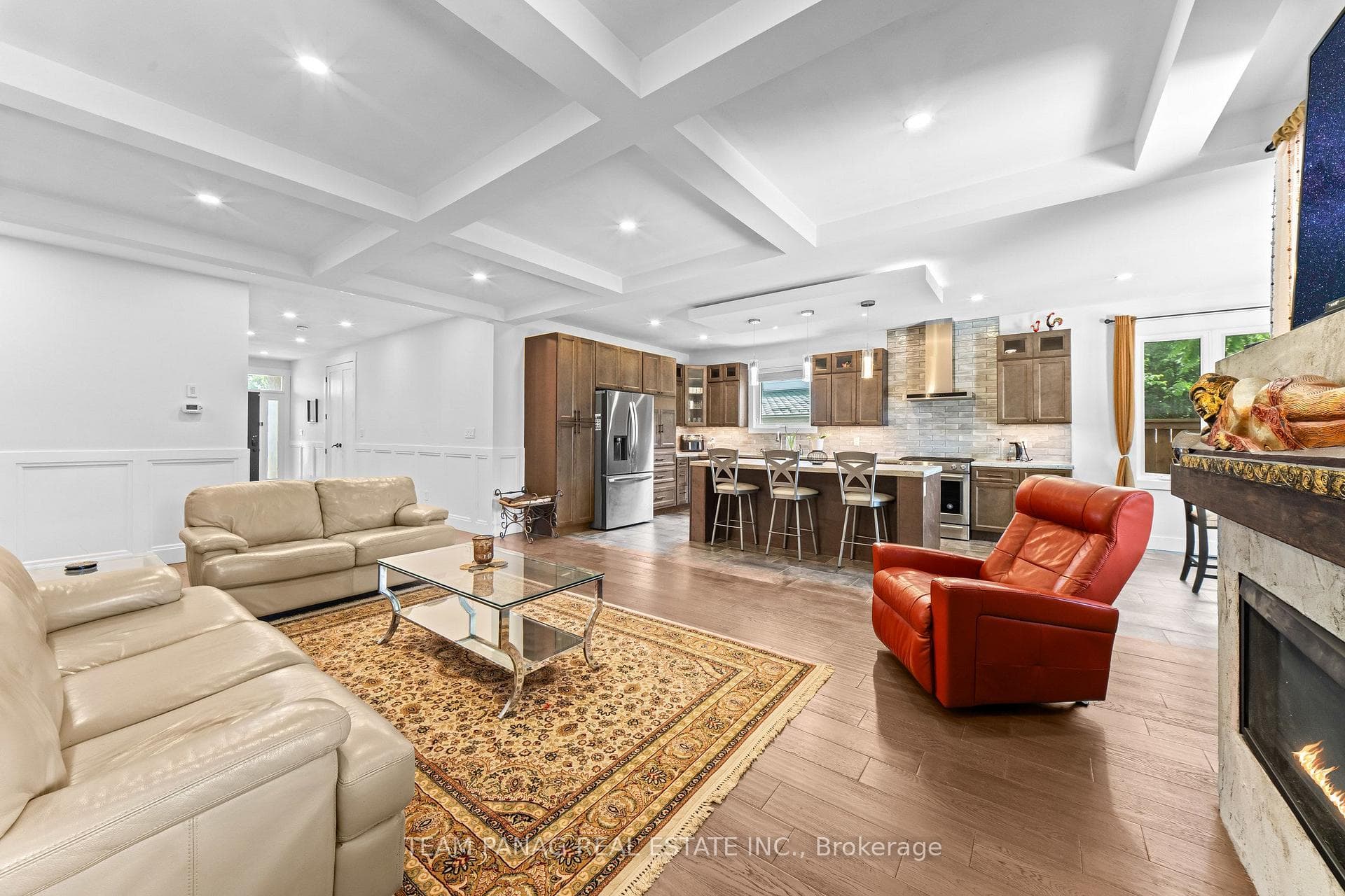 646 West 5th Street photo 12