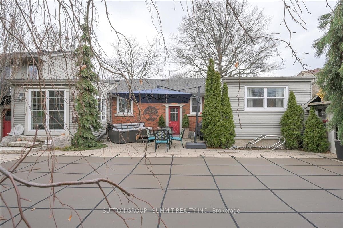 2221 Clarendon Park Drive photo 39