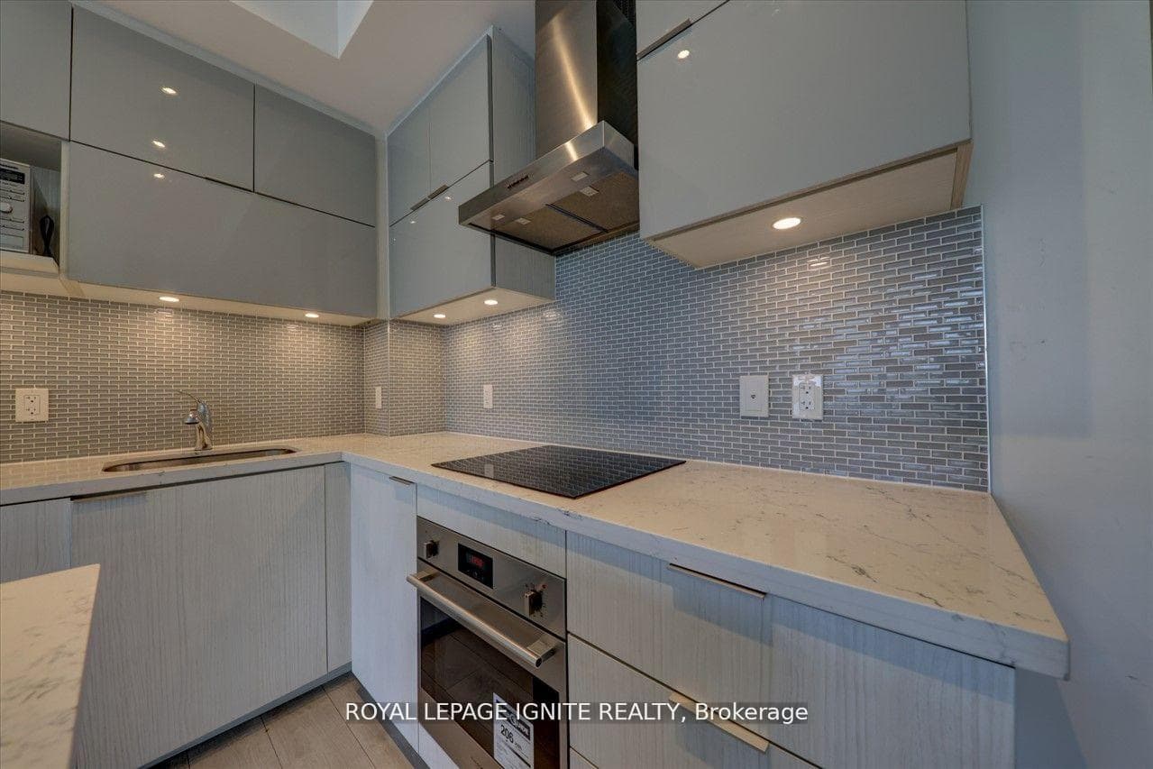10 Rouge Valley Drive Unit 322 photo 13