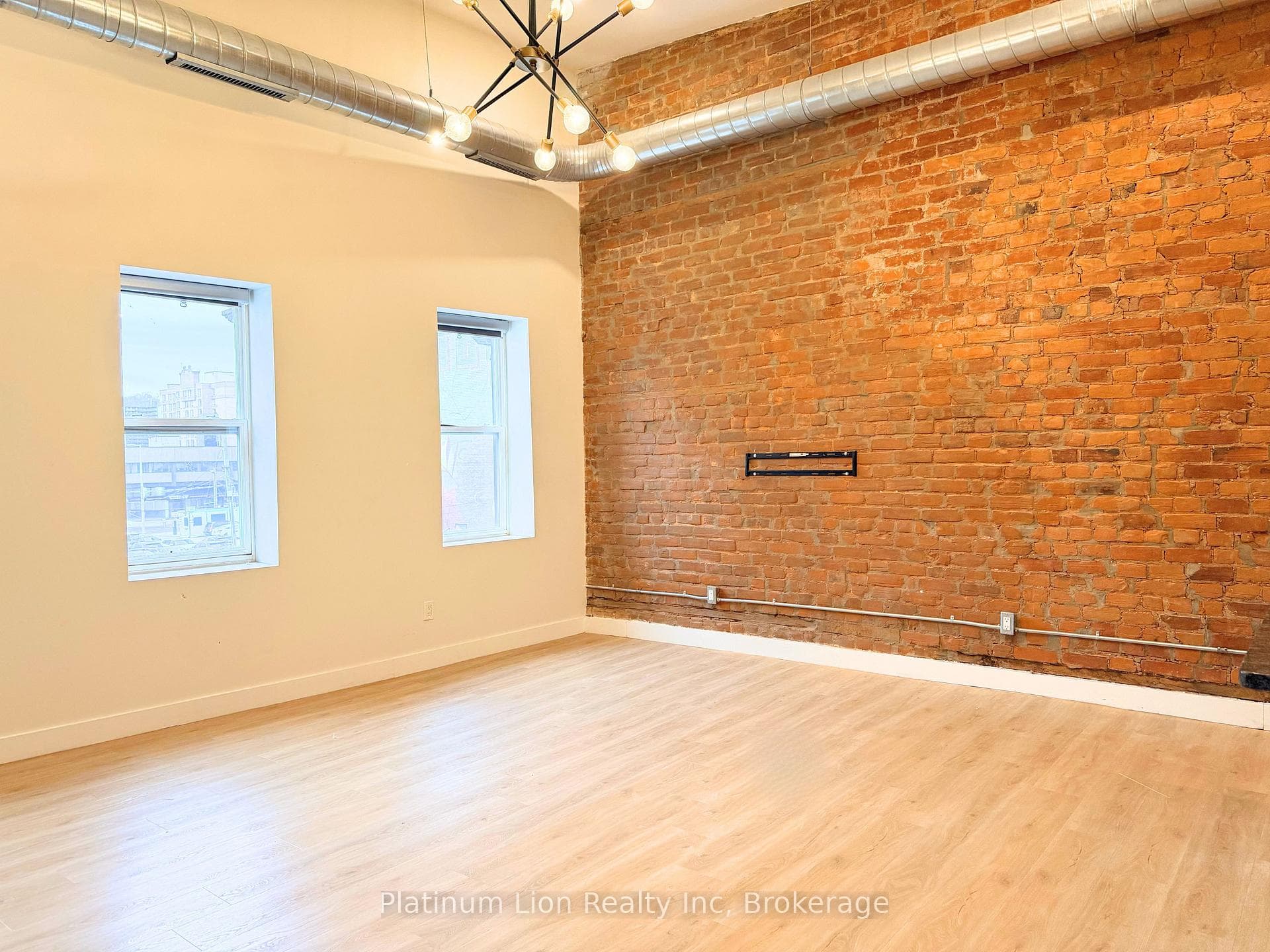 185 King Street Unit 4 photo 6