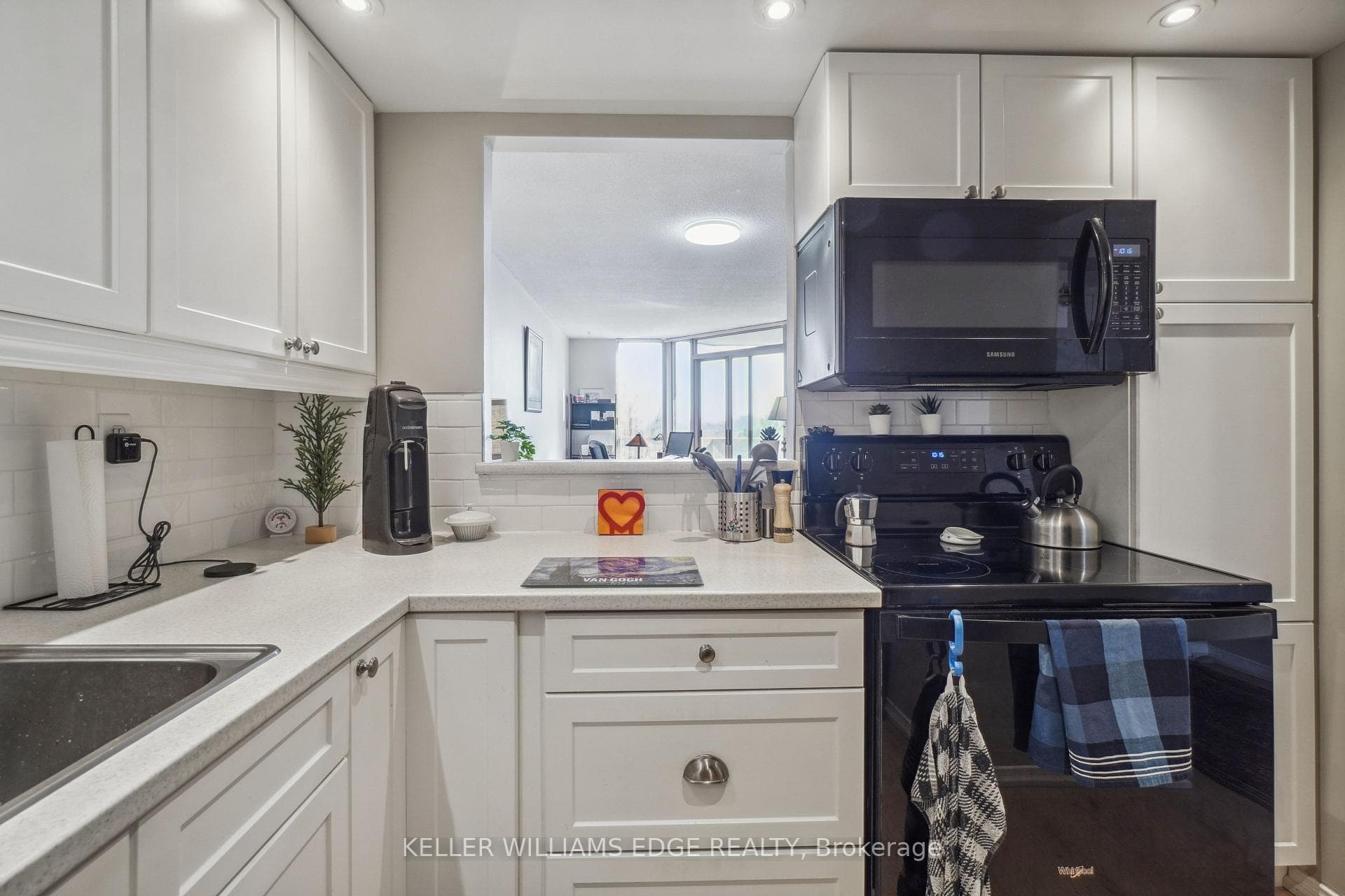 5090 Pinedale Avenue Unit 404 photo 17