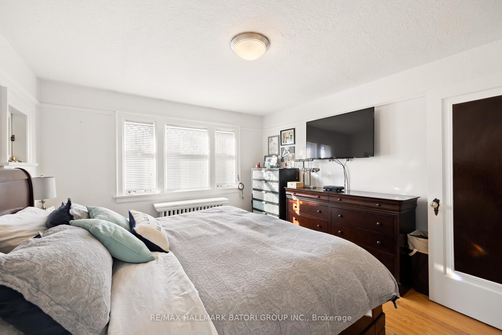 73 Shields Avenue photo 12