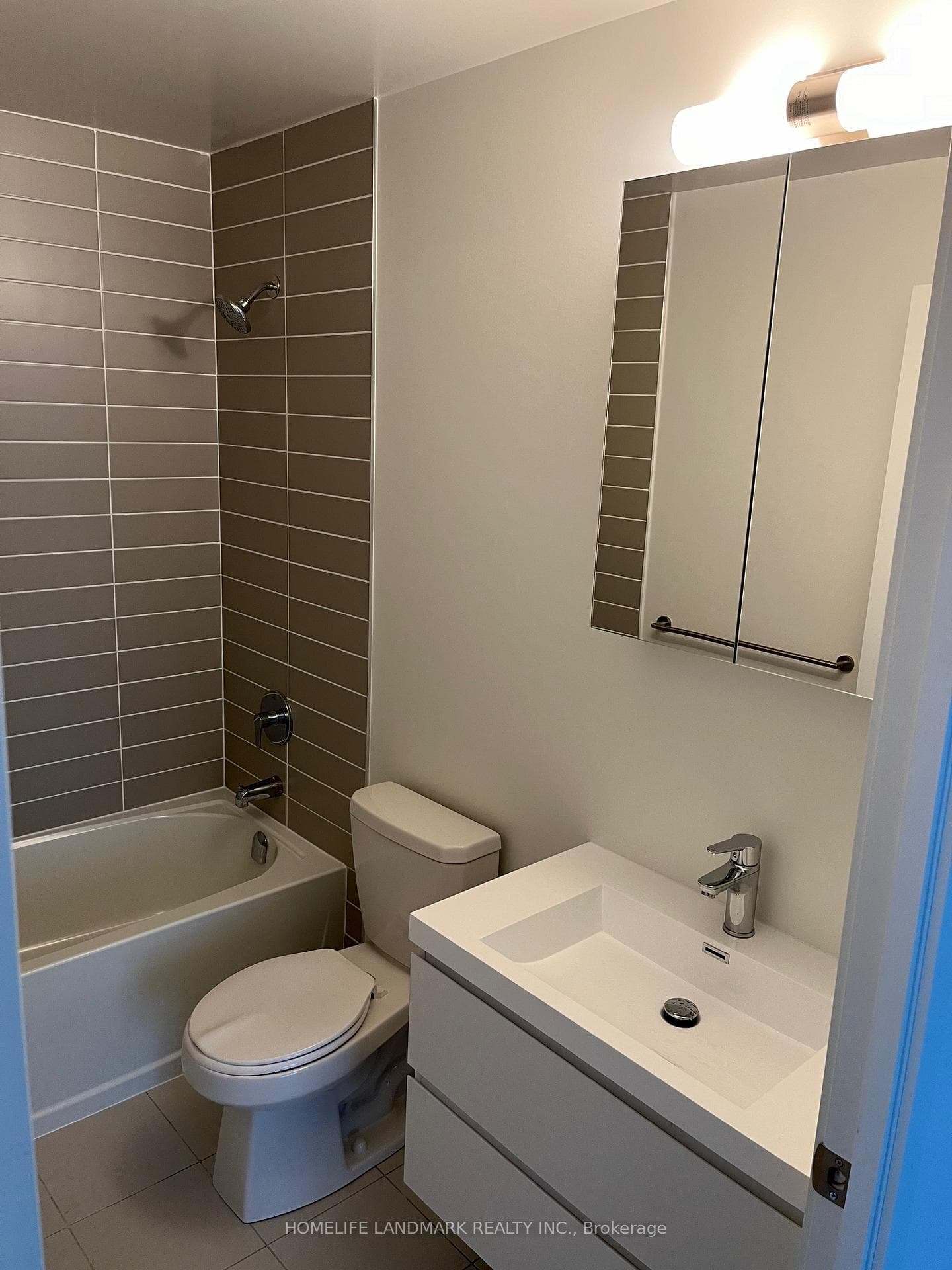 8119 Birchmount Road Unit 1119 photo 8