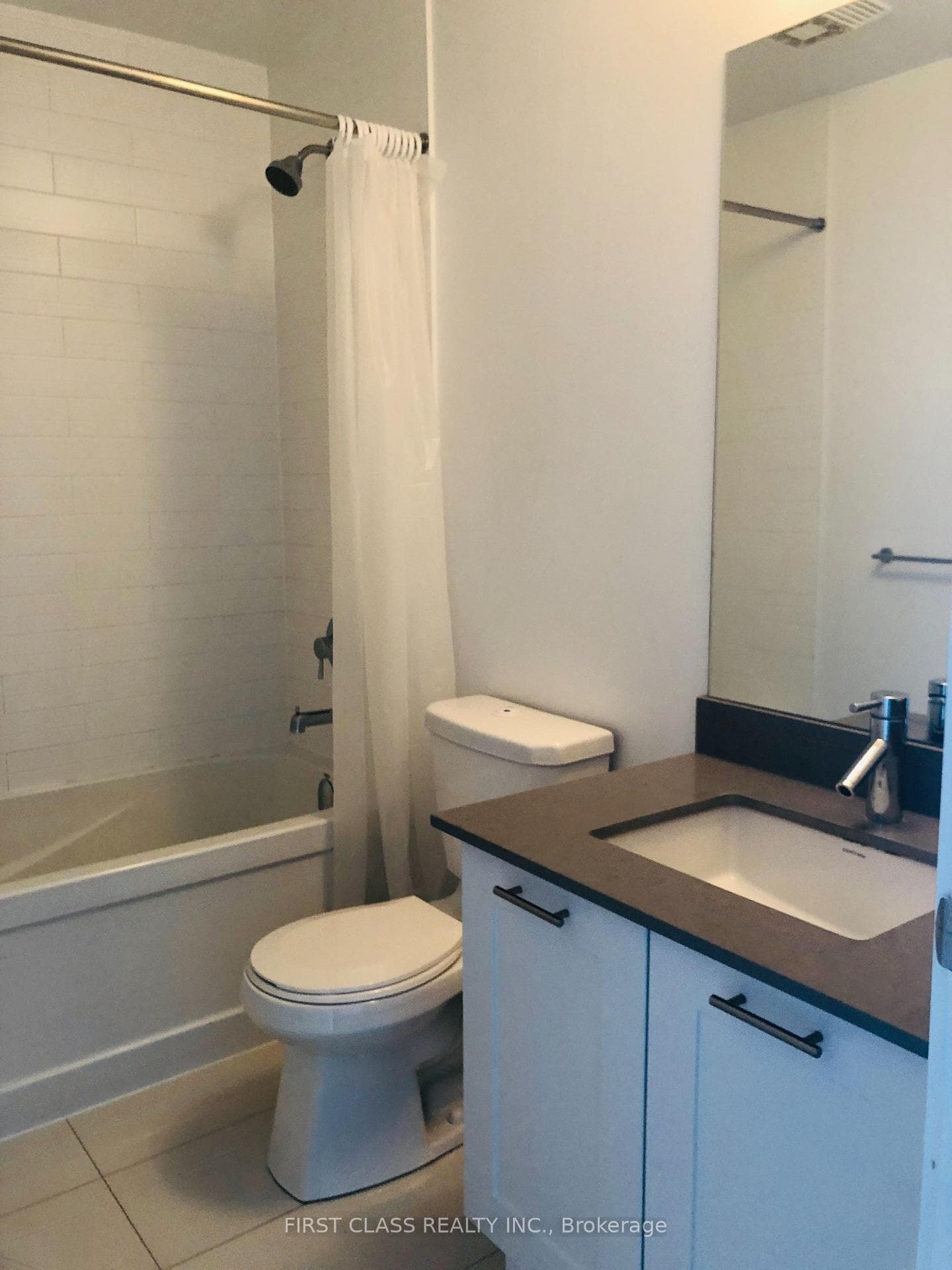 20 Bruyeres Mews Unit 2309 photo 14