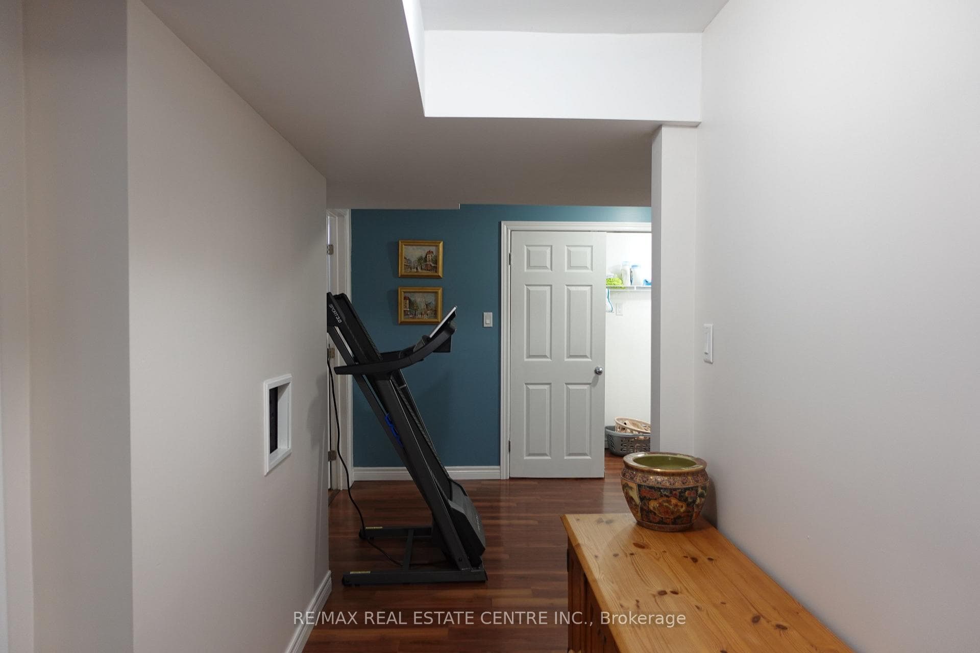 373376 6th Line photo 22
