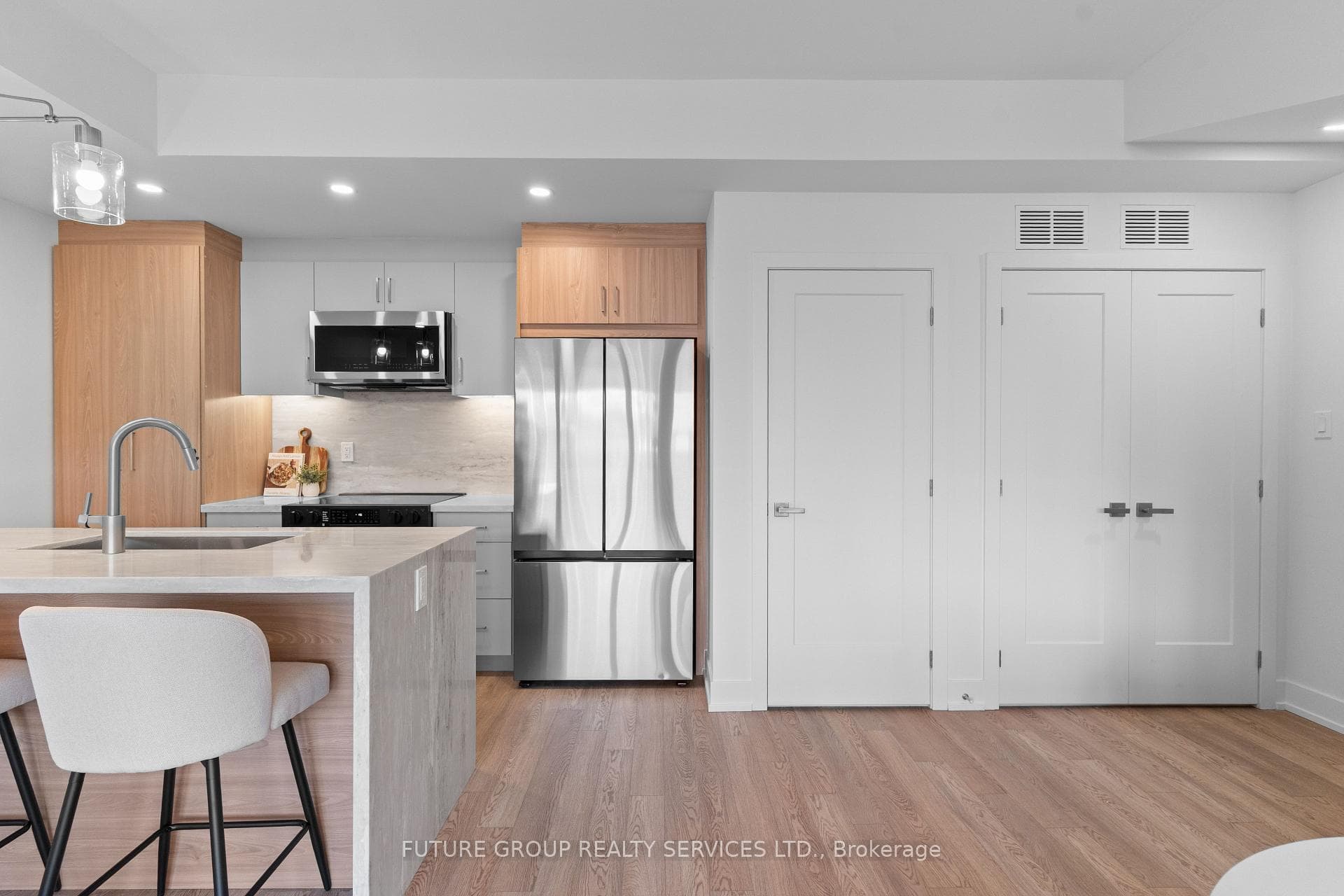 86 Kenwood Avenue Unit Unit 2 photo 13