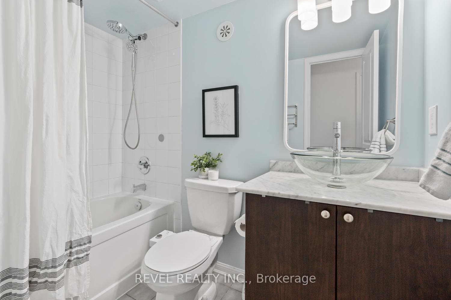 8 Foundry Avenue Unit 157 photo 22