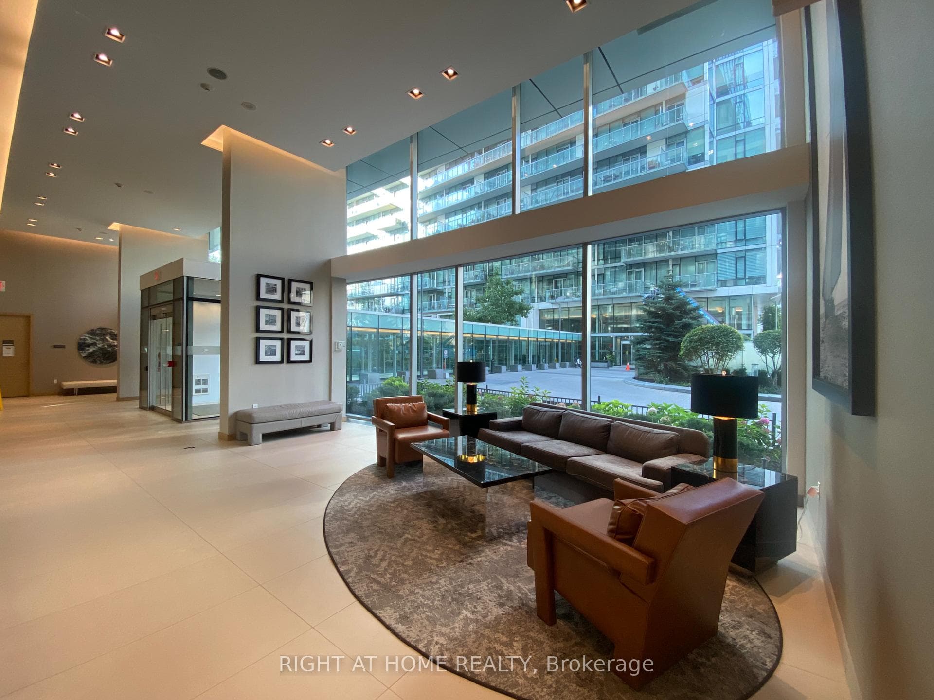 39 Queens Quay Unit 528 photo 20