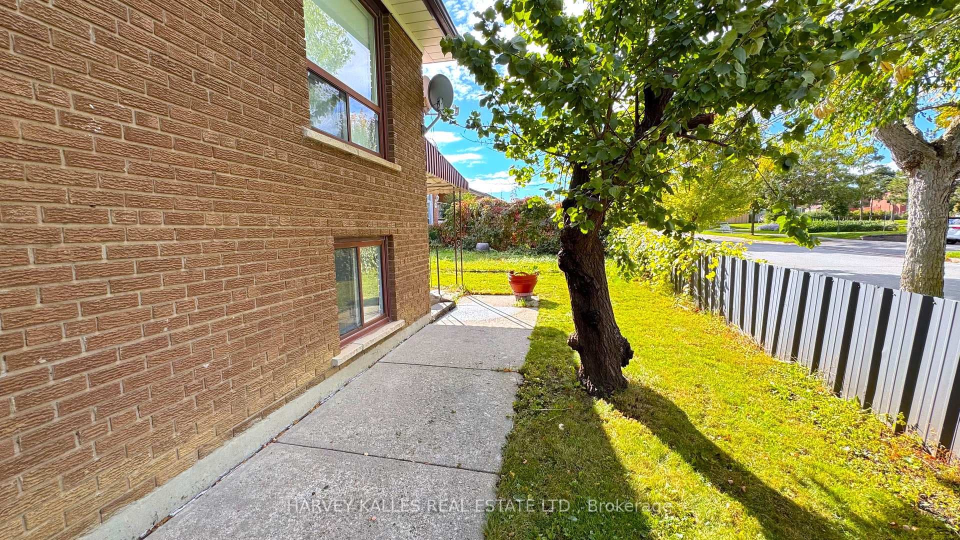 155 Plunkett Road photo 15