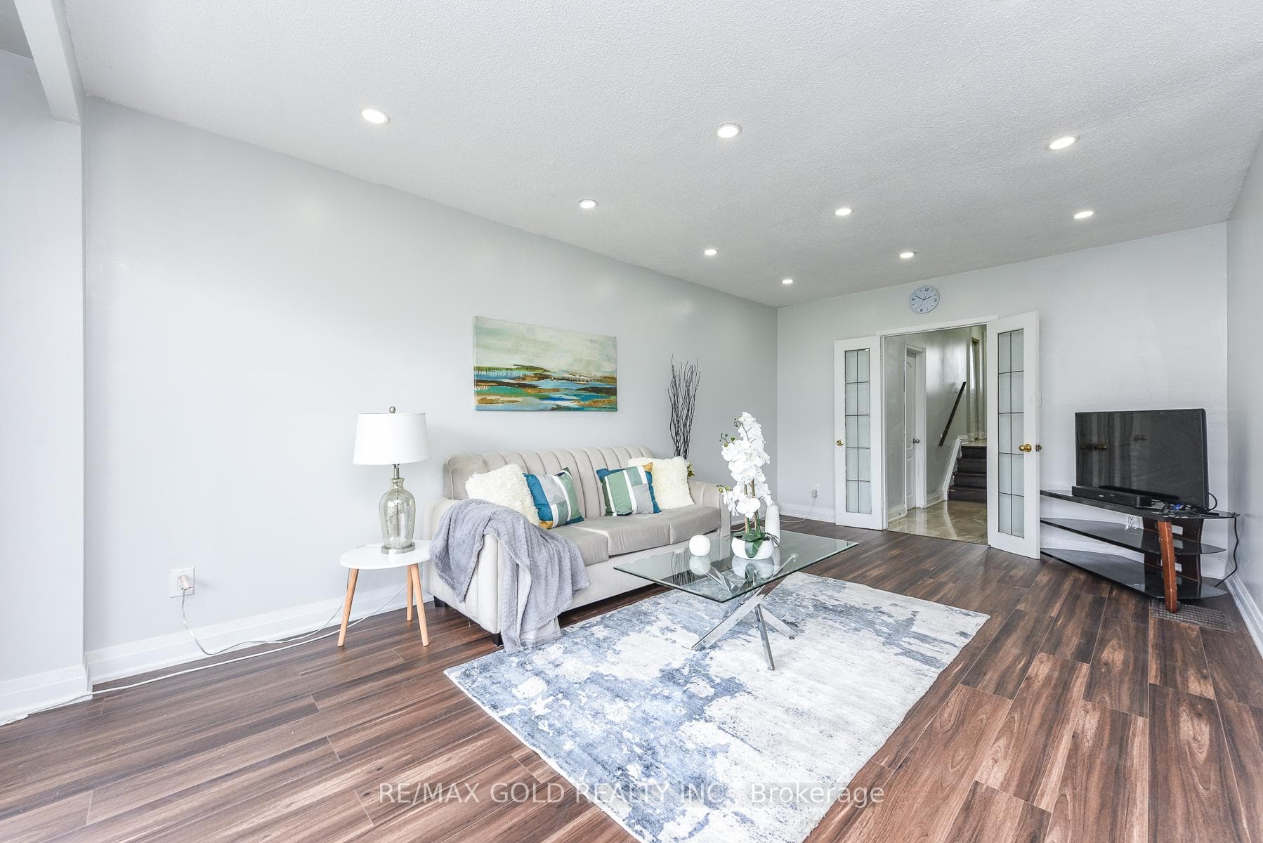 3773 Darla Drive photo 8