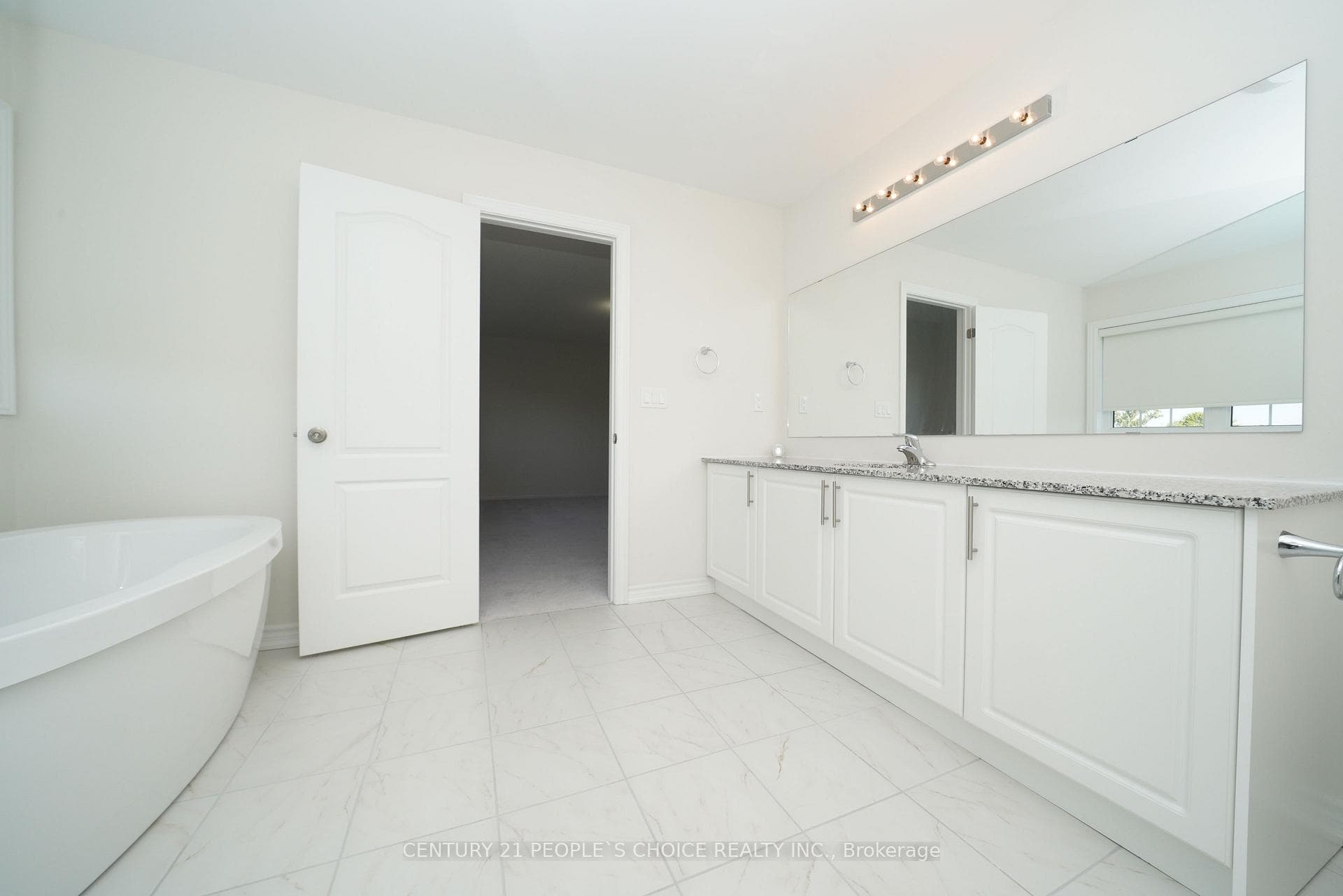2577 Secrete Drive photo 25