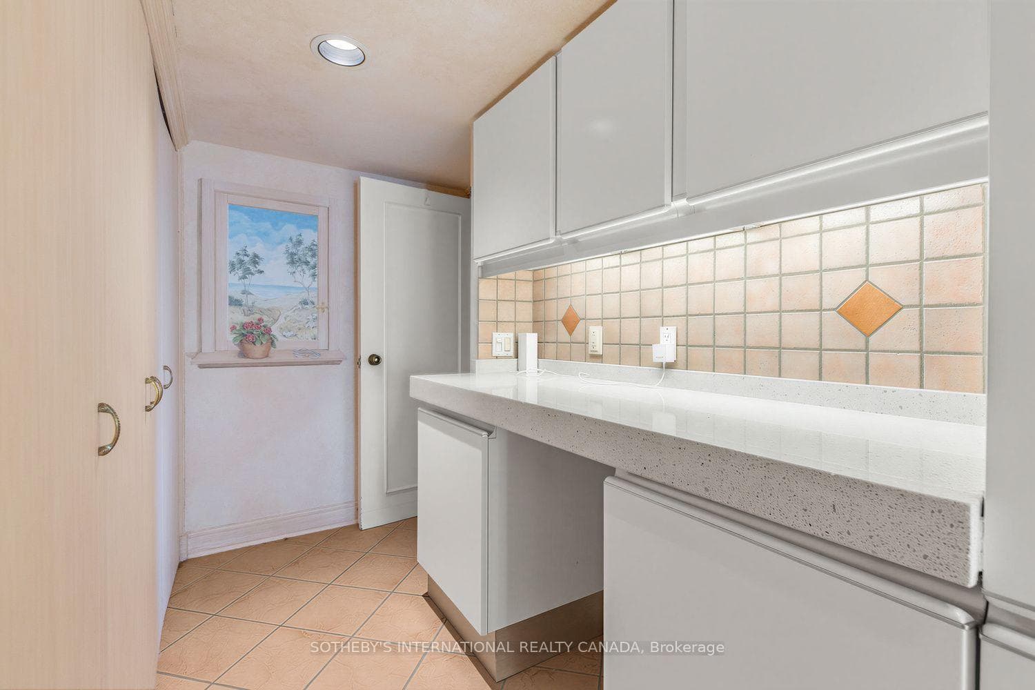 63 St Clair Avenue Unit 1801 photo 18