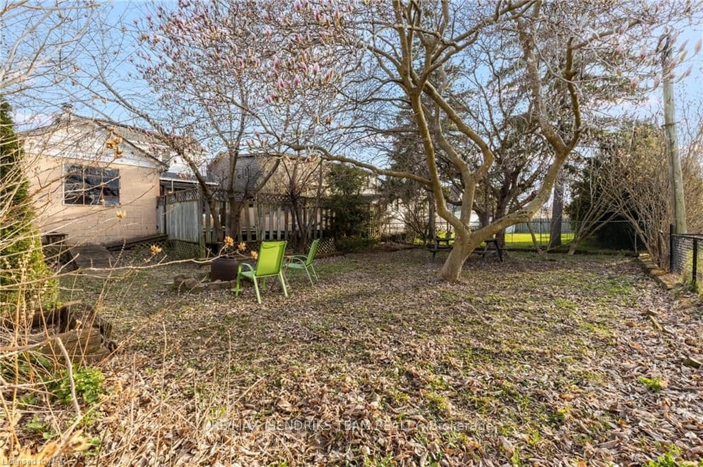 19 FAIRBURN Avenue photo 31