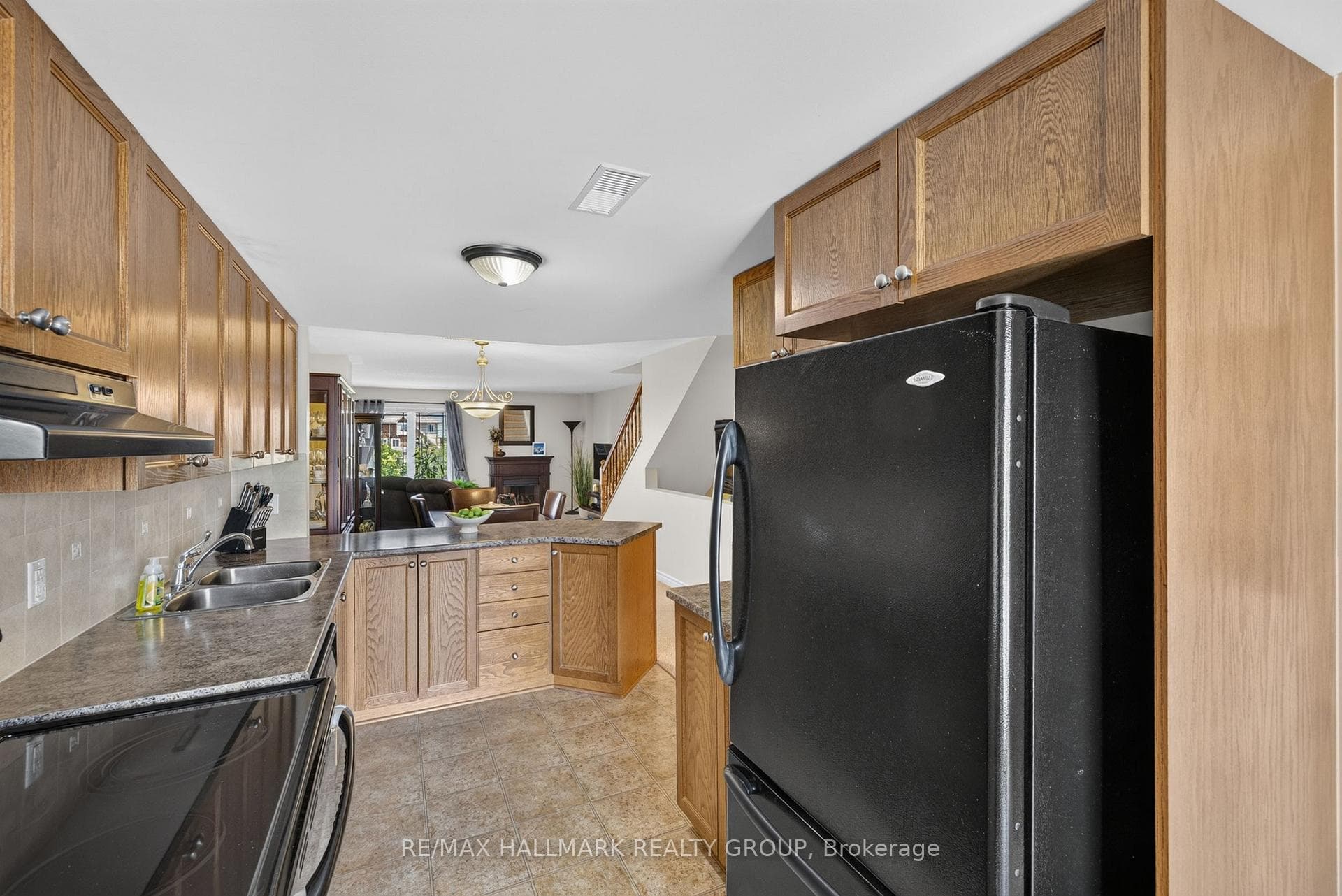 581 Lakeridge Drive Unit 16 photo 21