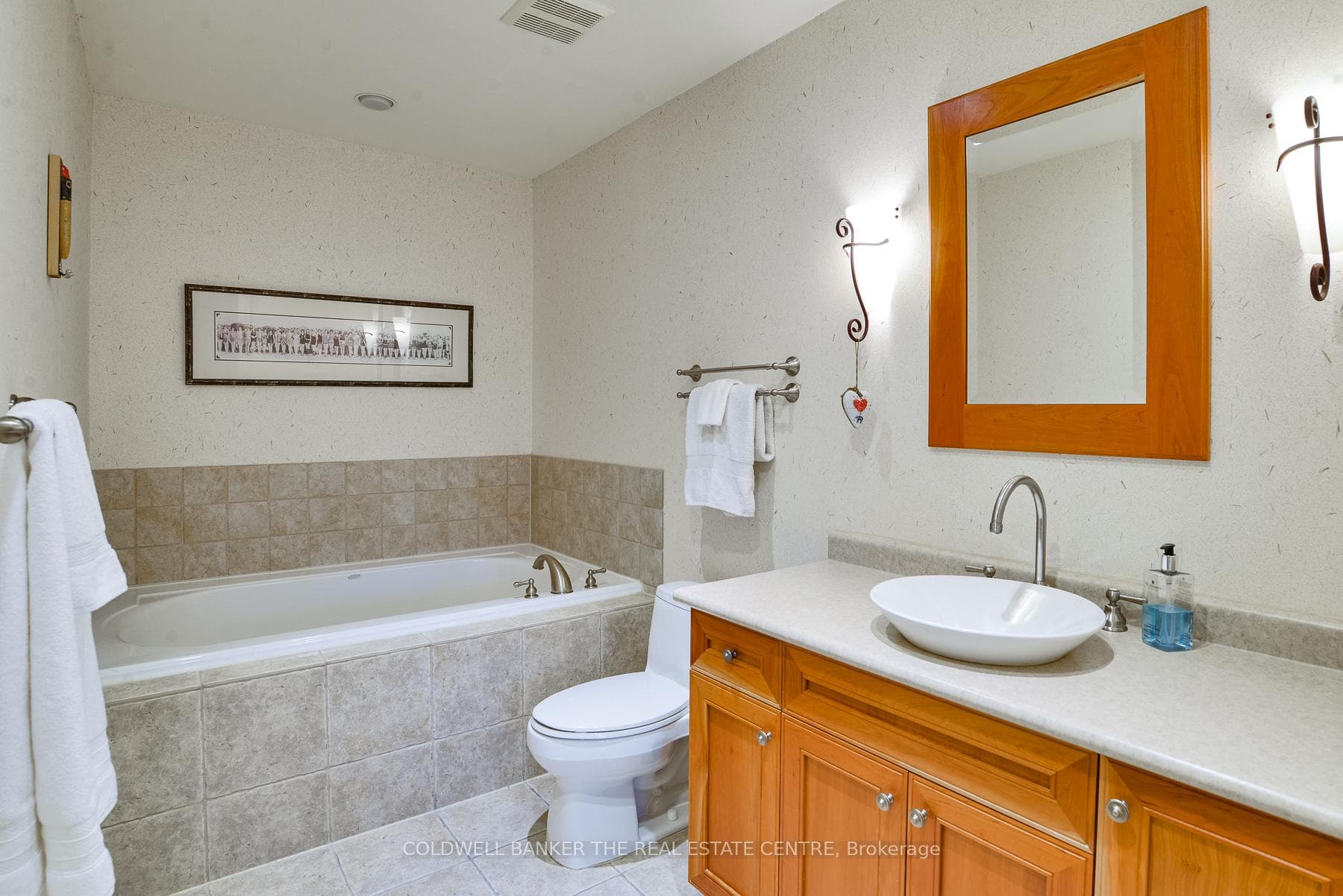 4 piece w/ ceramic shower