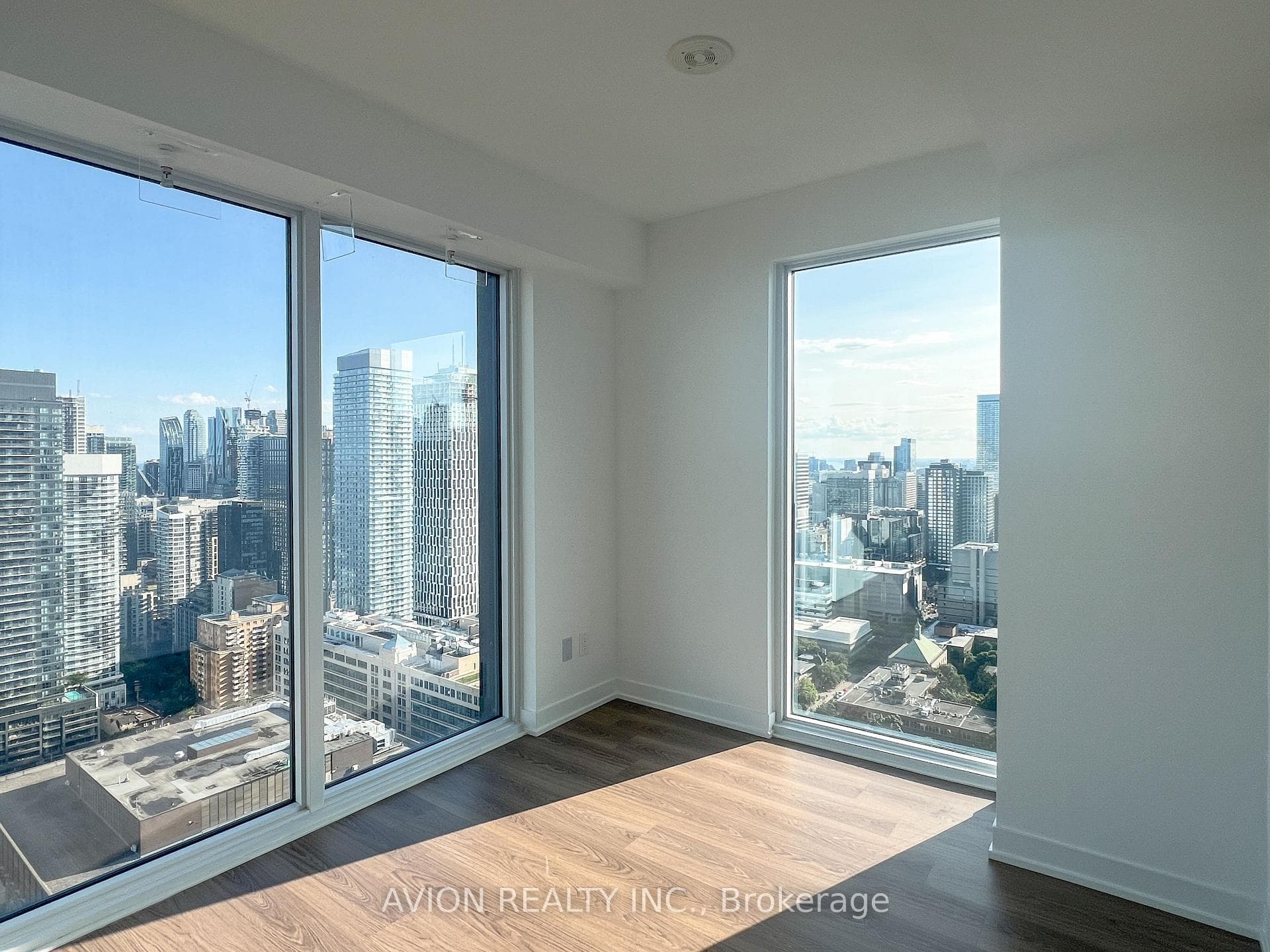319 Jarvis Street Unit 4102 photo 3