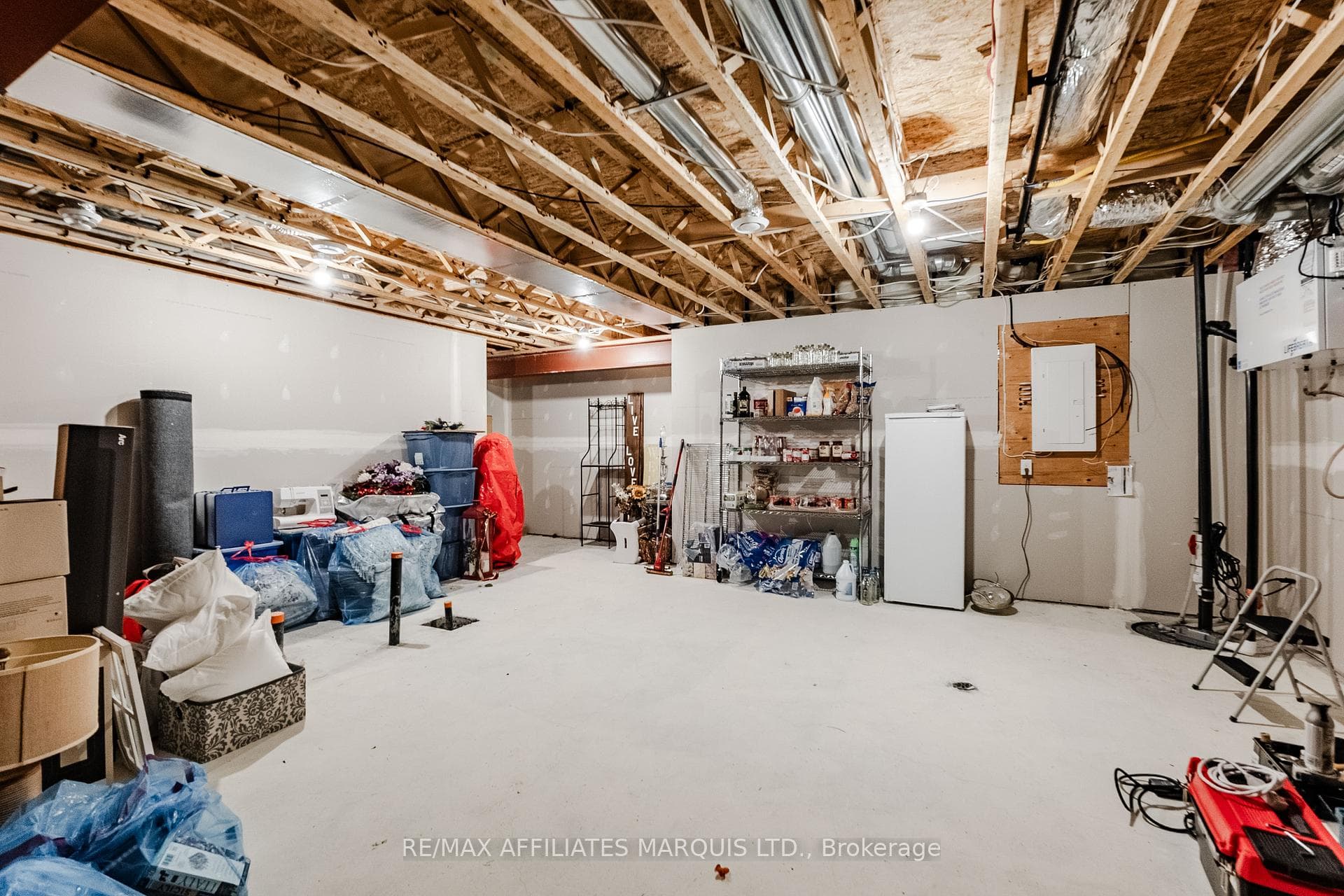 37 Eleanor Drive photo 32