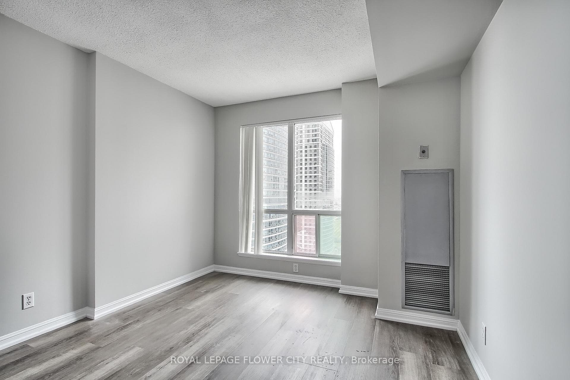 18 Lee Centre Drive Unit 2206 photo 22