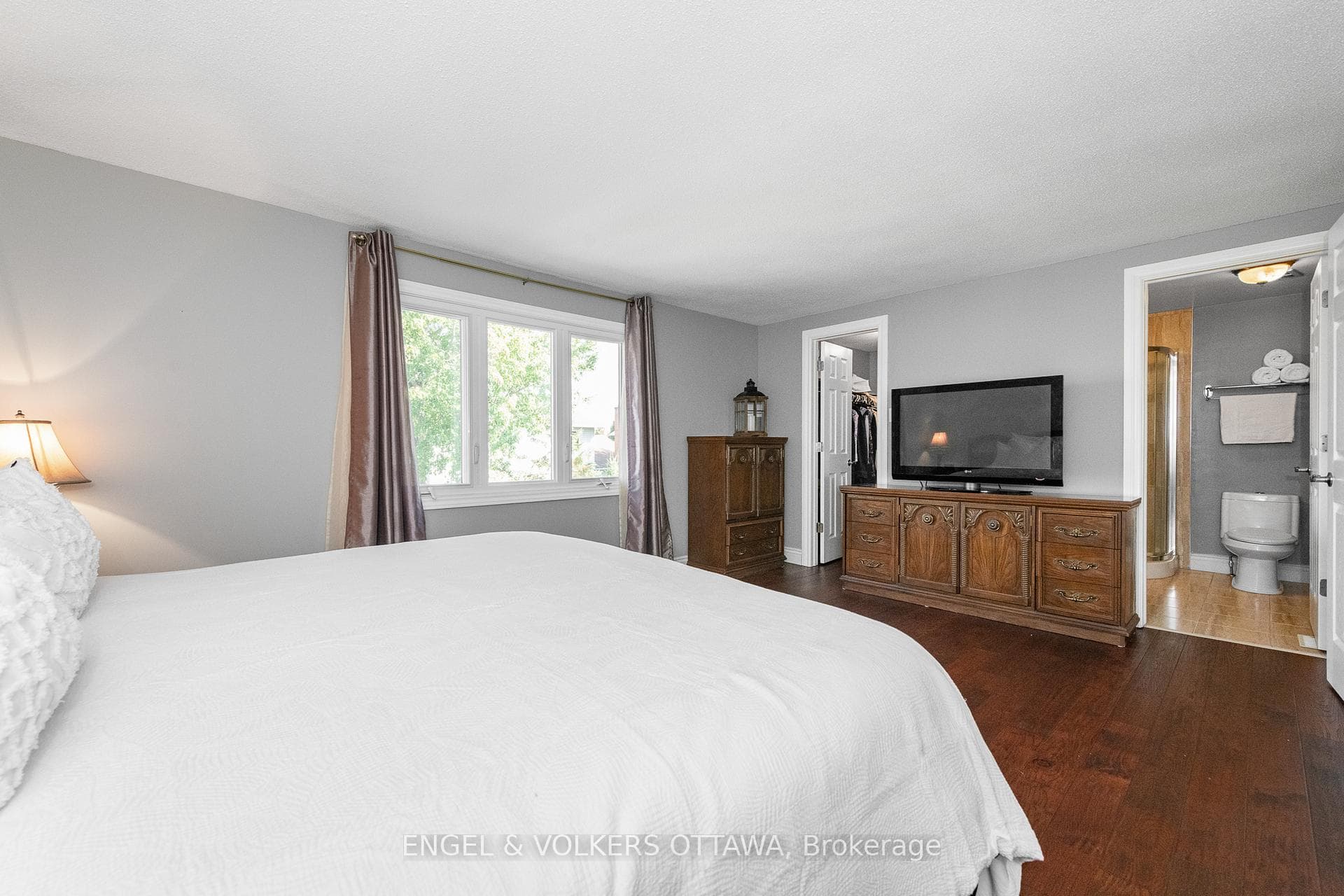 20 Falk Avenue photo 34
