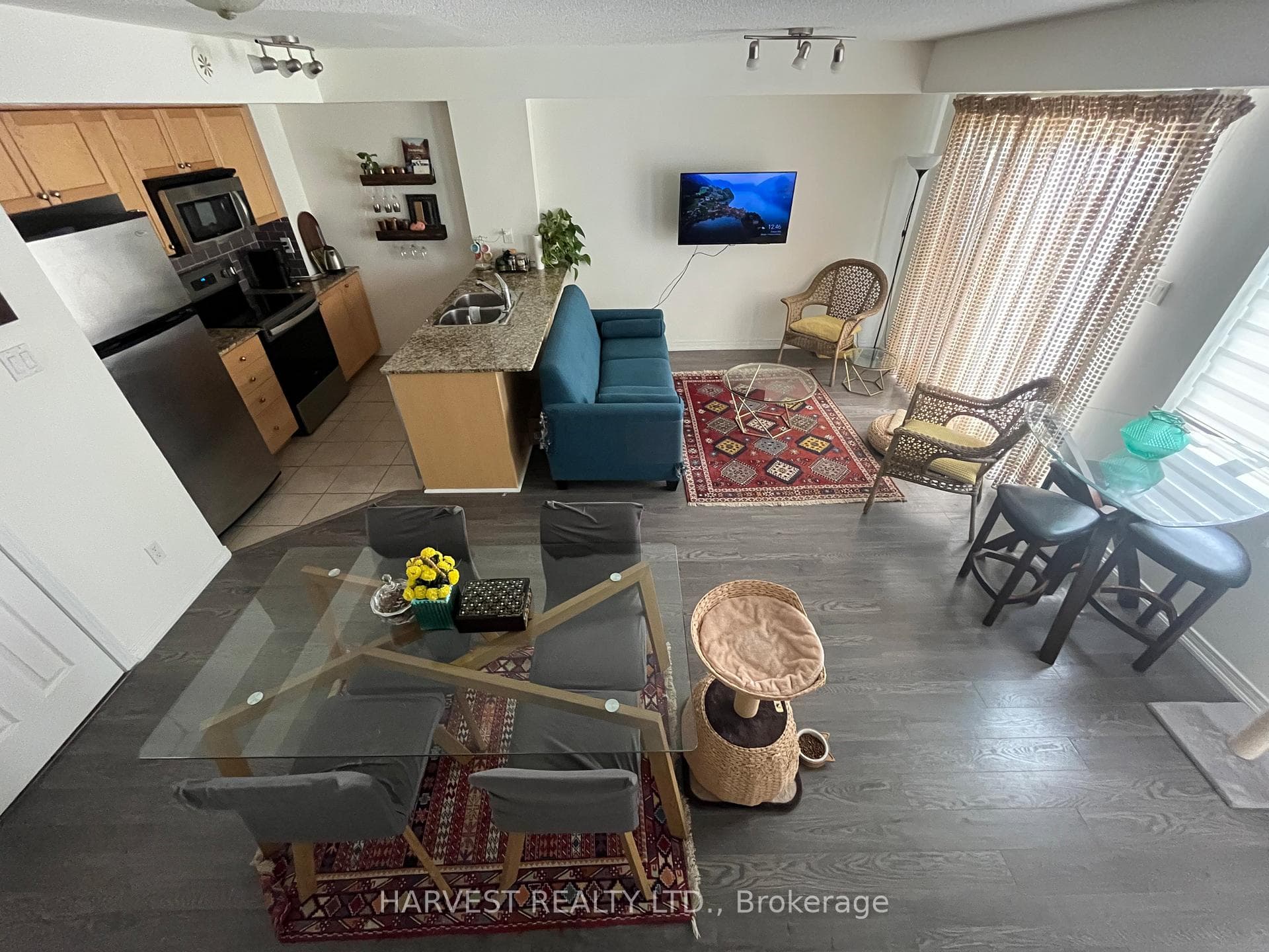 1 Ruttan Street Unit 104 photo 9