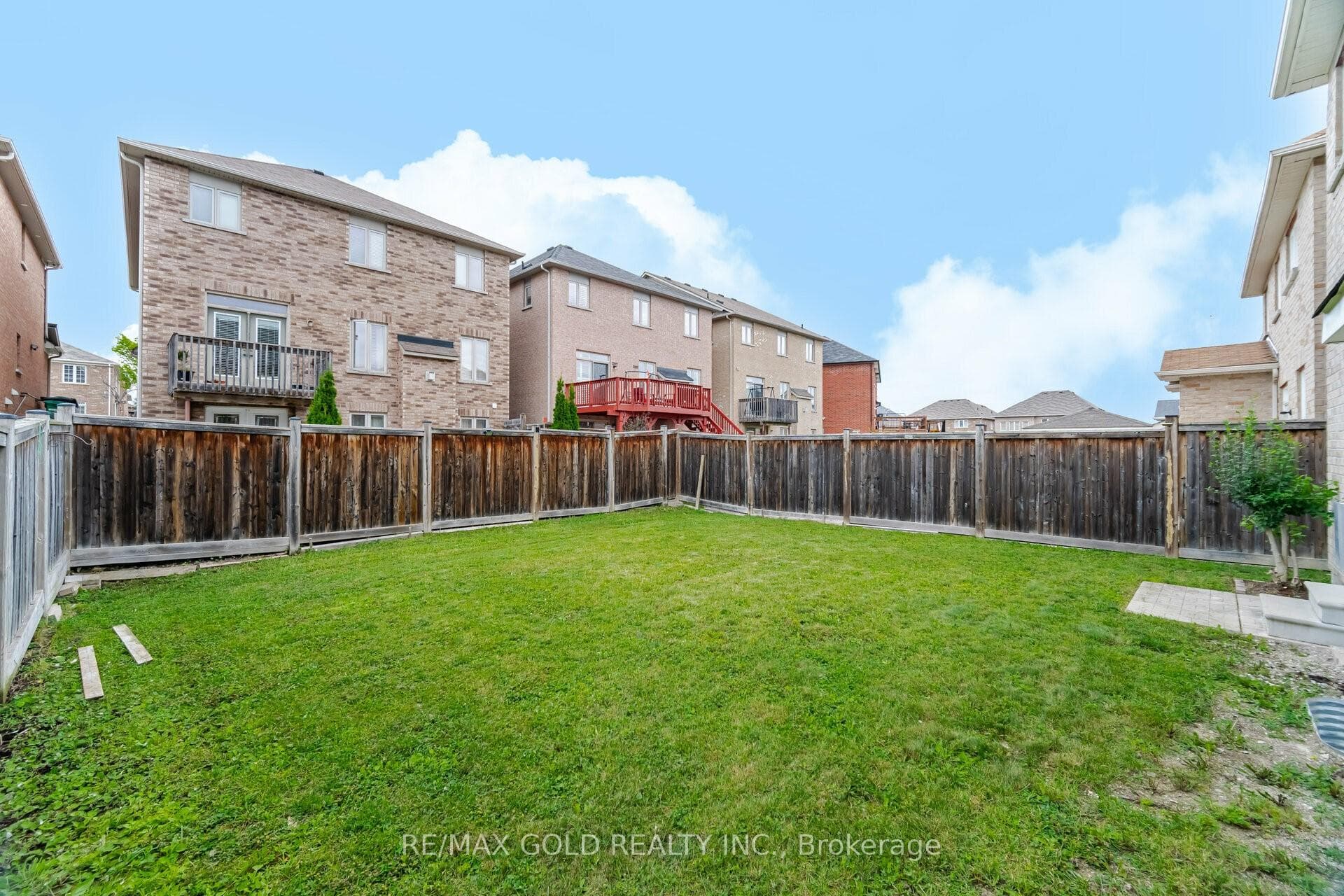 18 Newington Crescent photo 31