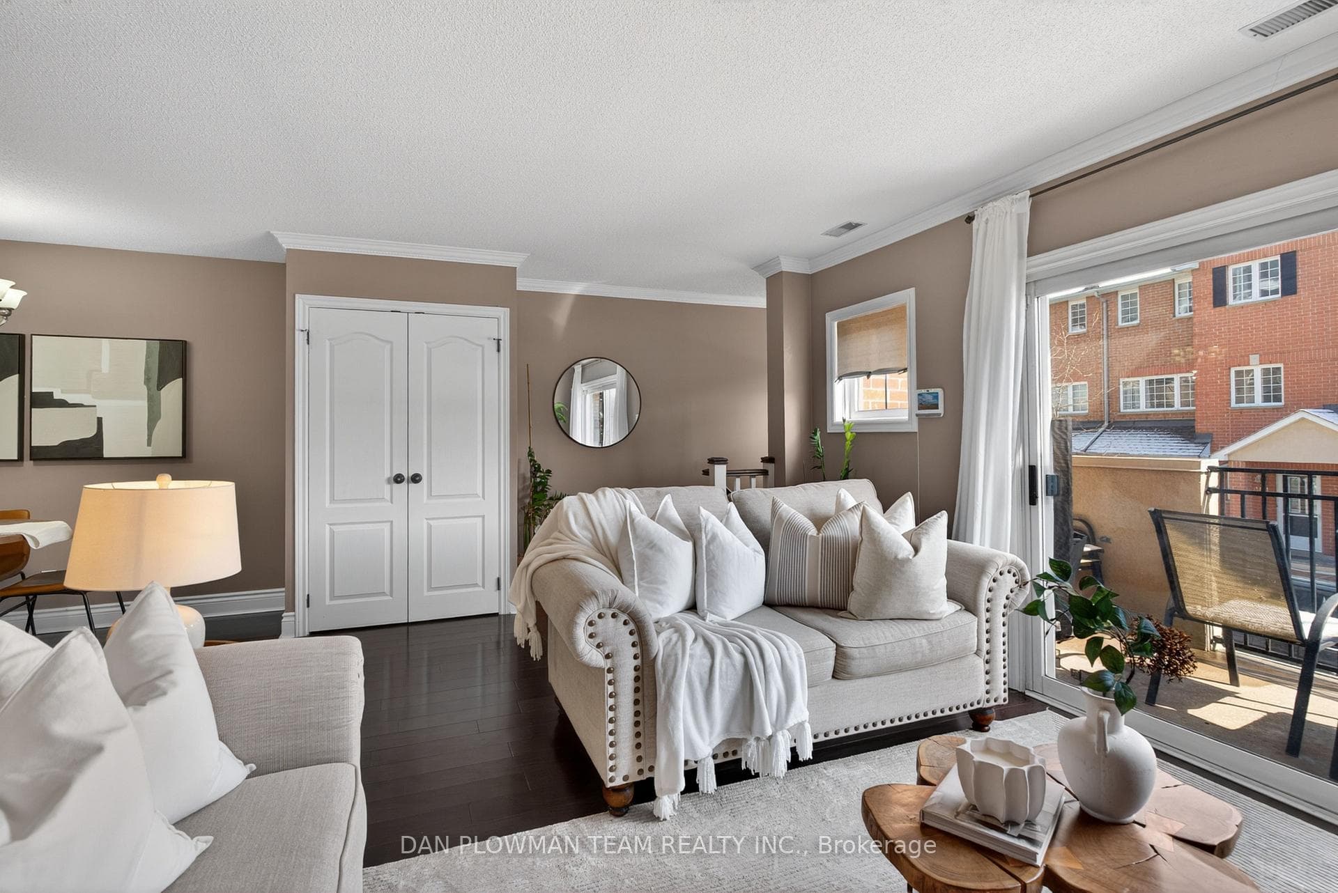 1400 The Esplanade Street Unit 609 photo 4